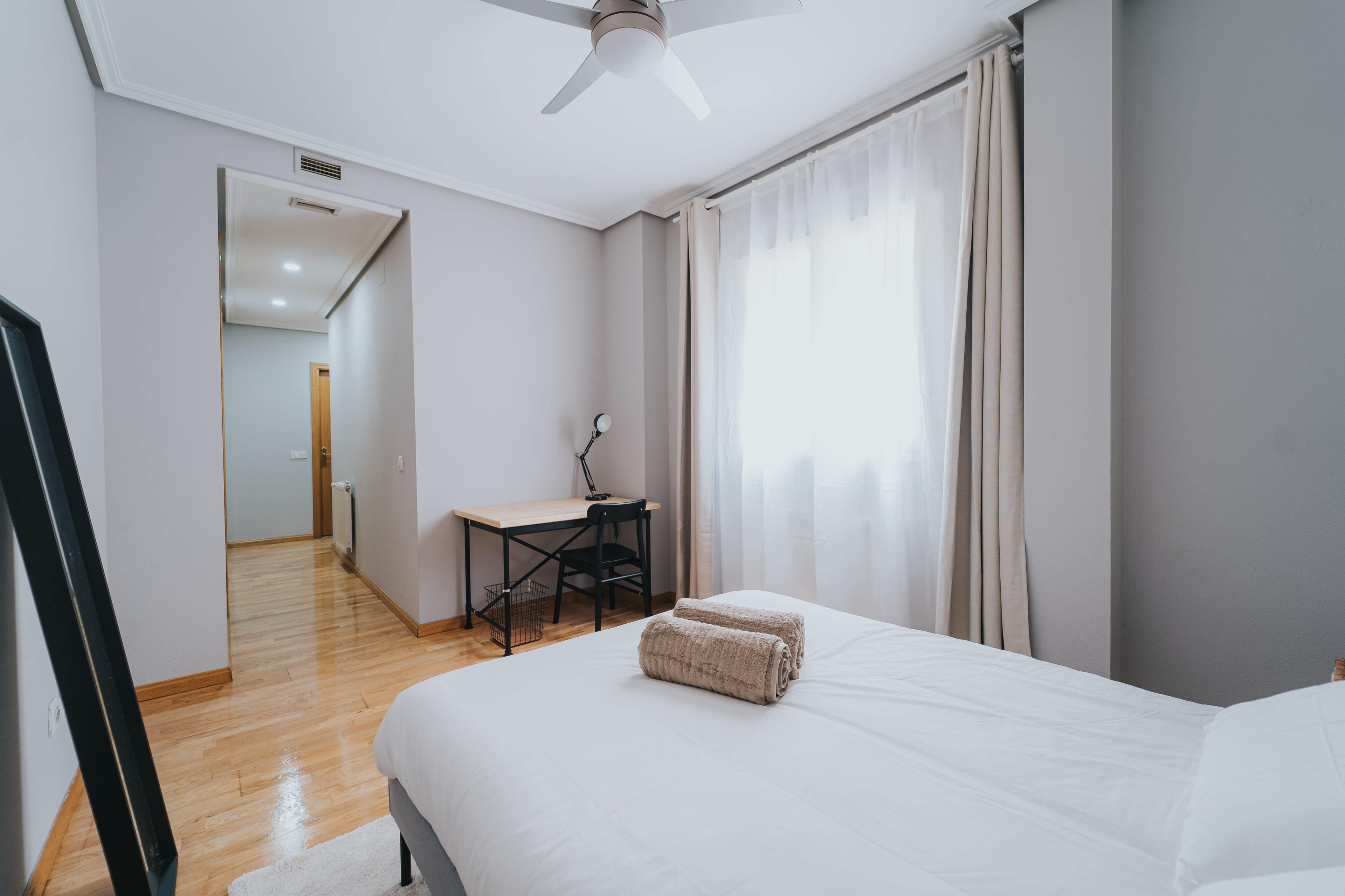 Marketing picture of unit ES-15-027-001-03H