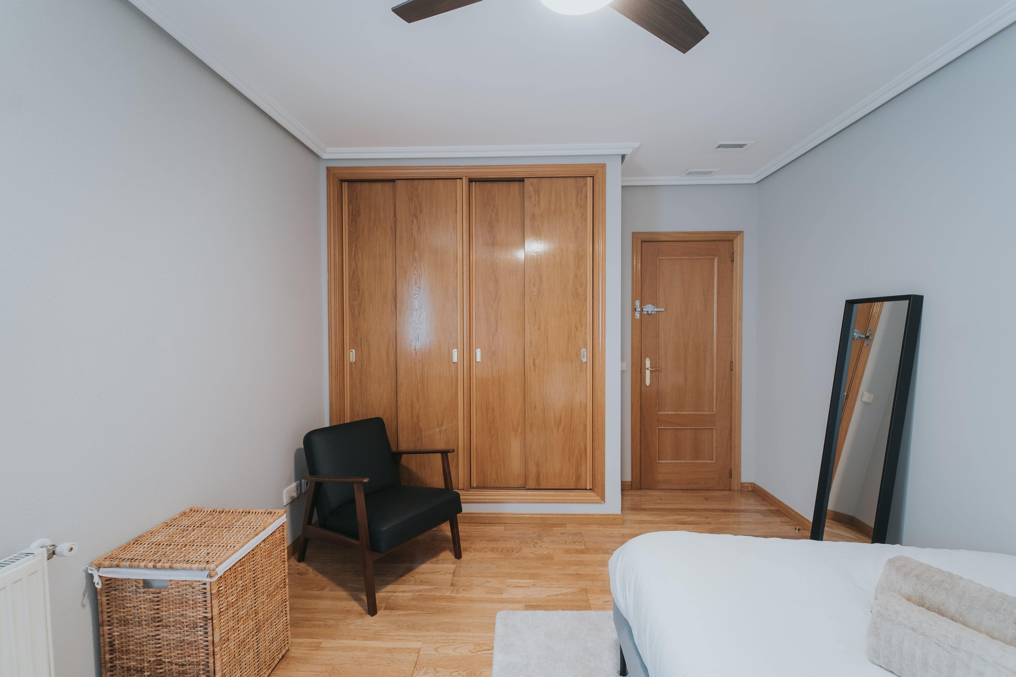 Marketing picture of unit ES-15-027-001-01H