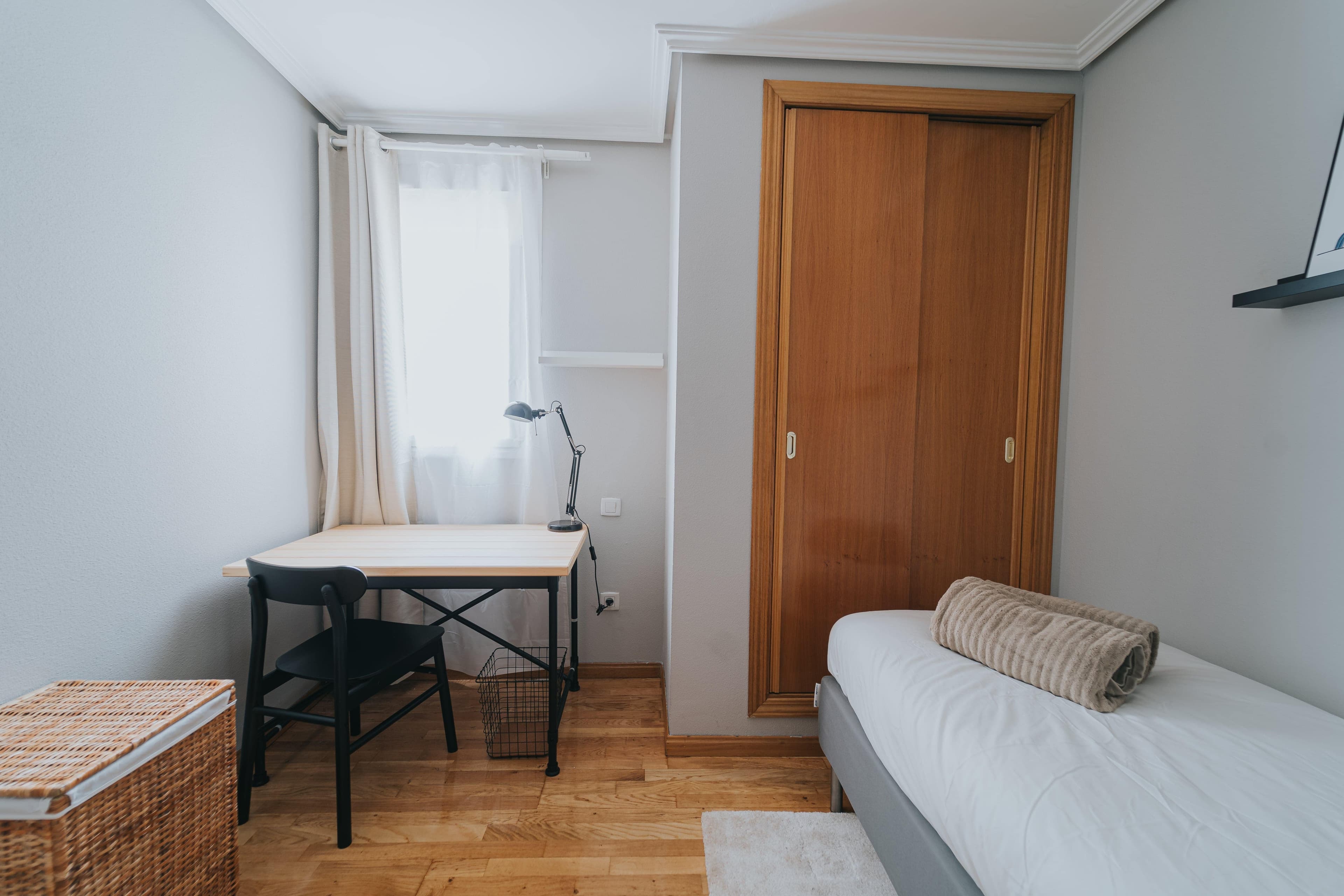 Marketing picture of unit ES-15-027-001-02H