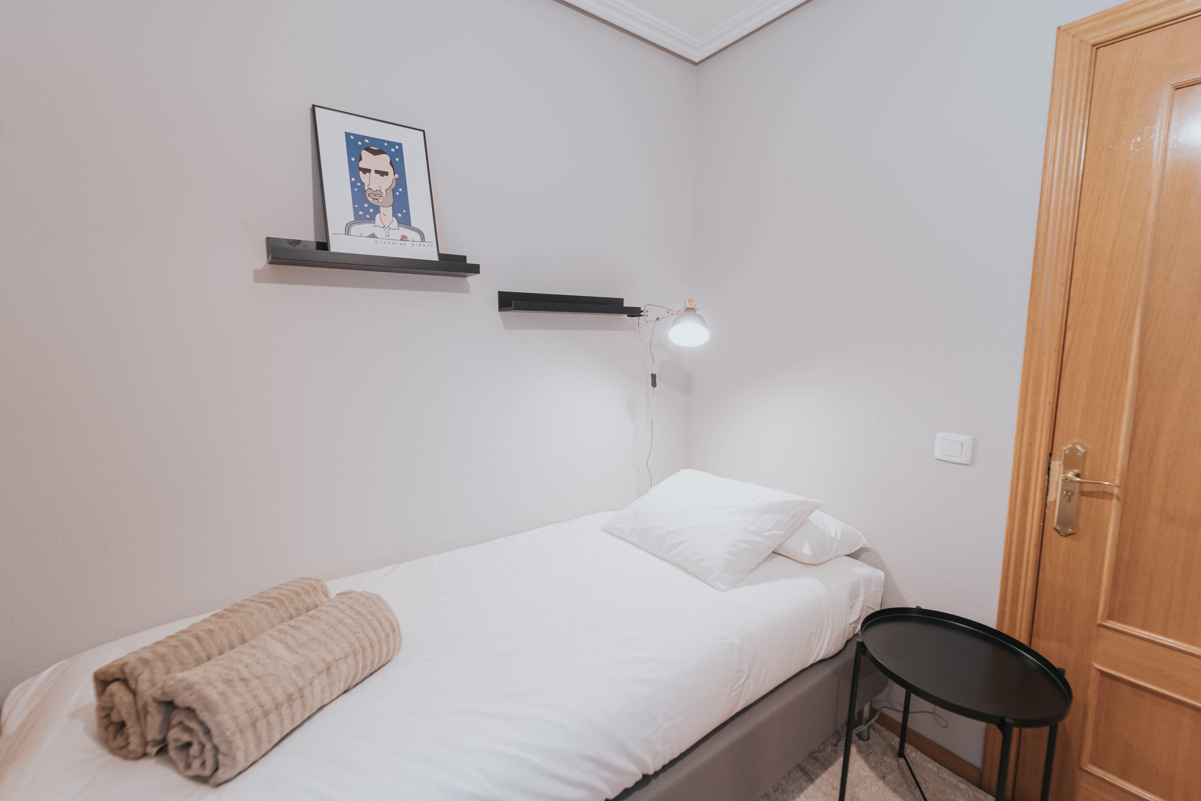 Marketing picture of unit ES-15-027-001-02H