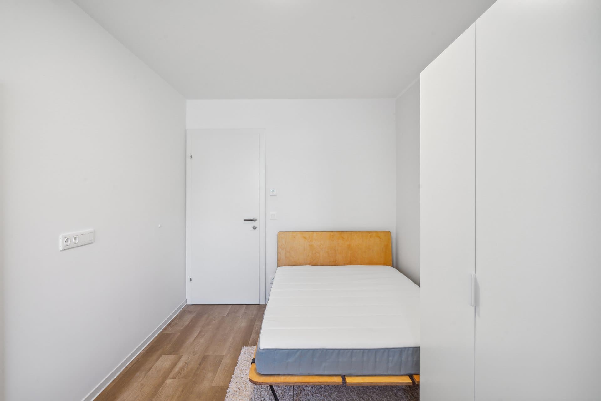 Marketing picture of unit AT-21-001-084-01