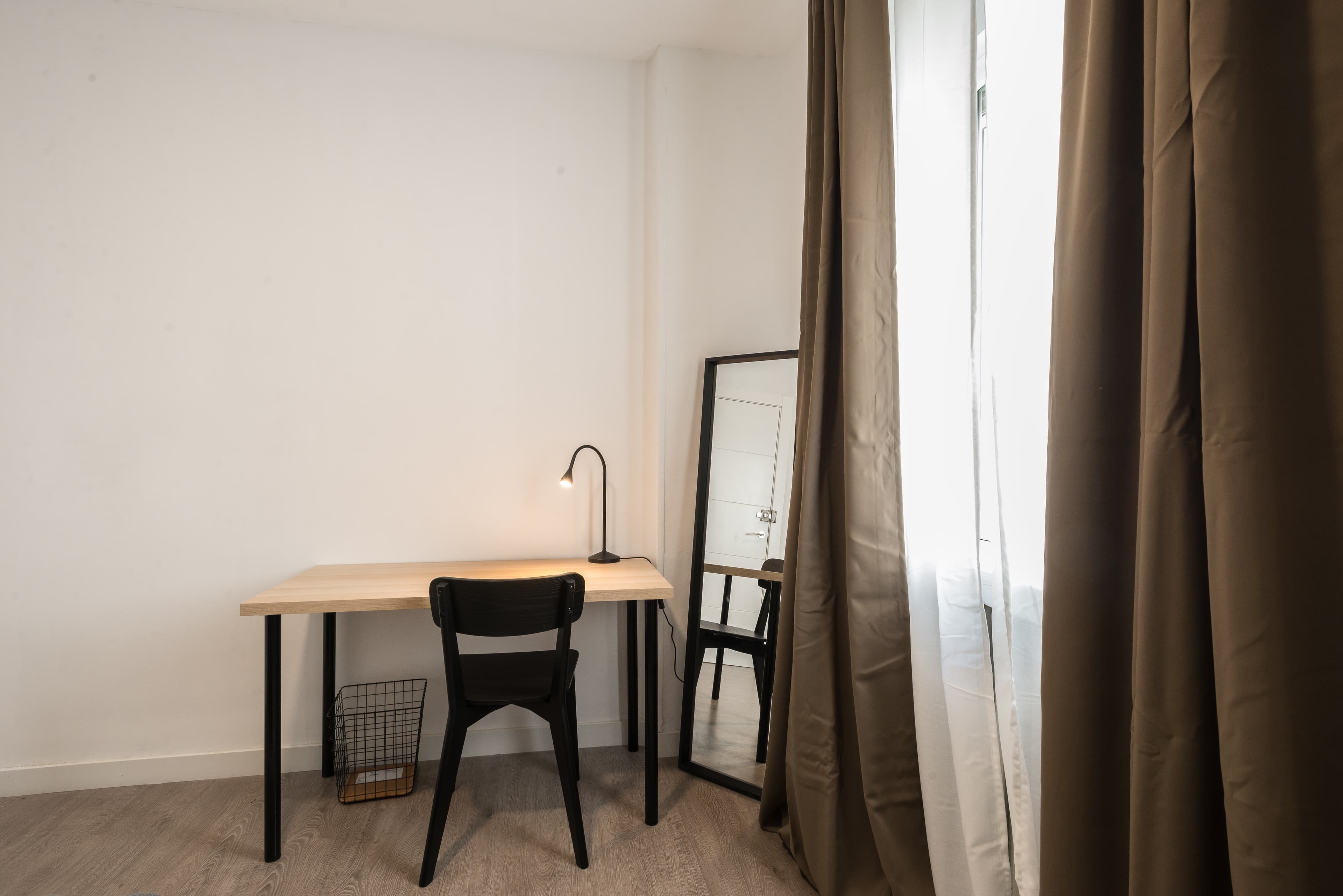 Picture of unit ES-15-035-001-01H