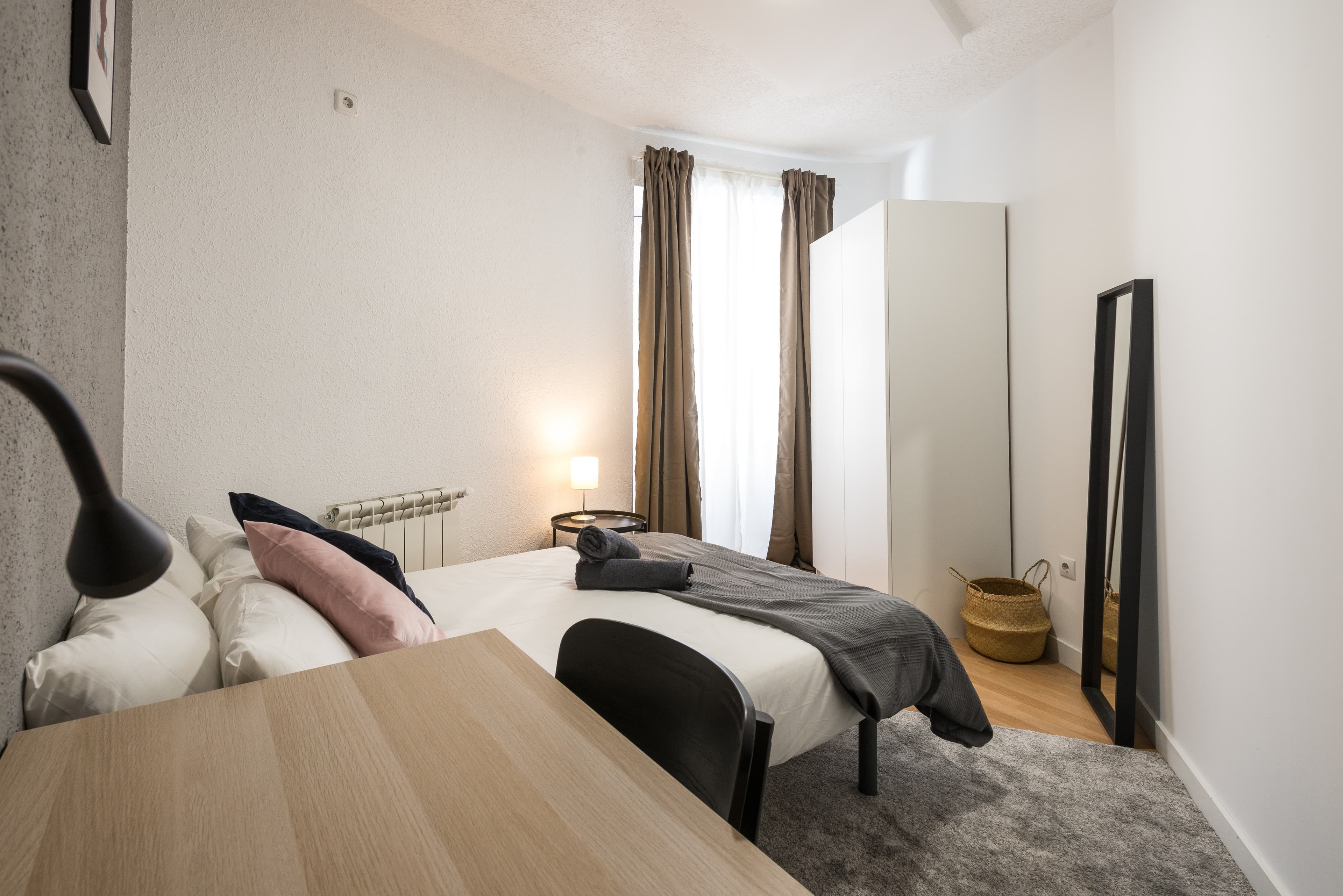 Marketing picture of unit ES-15-009-001-04H