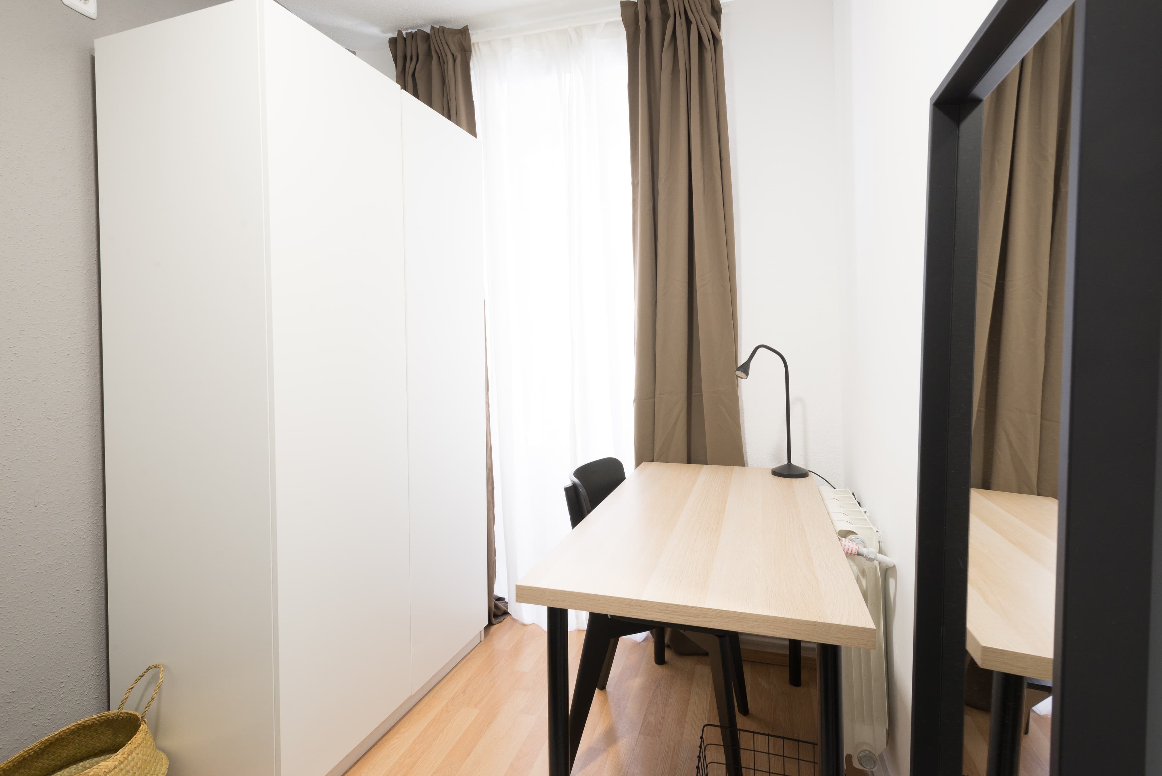 Marketing picture of unit ES-15-009-001-06H