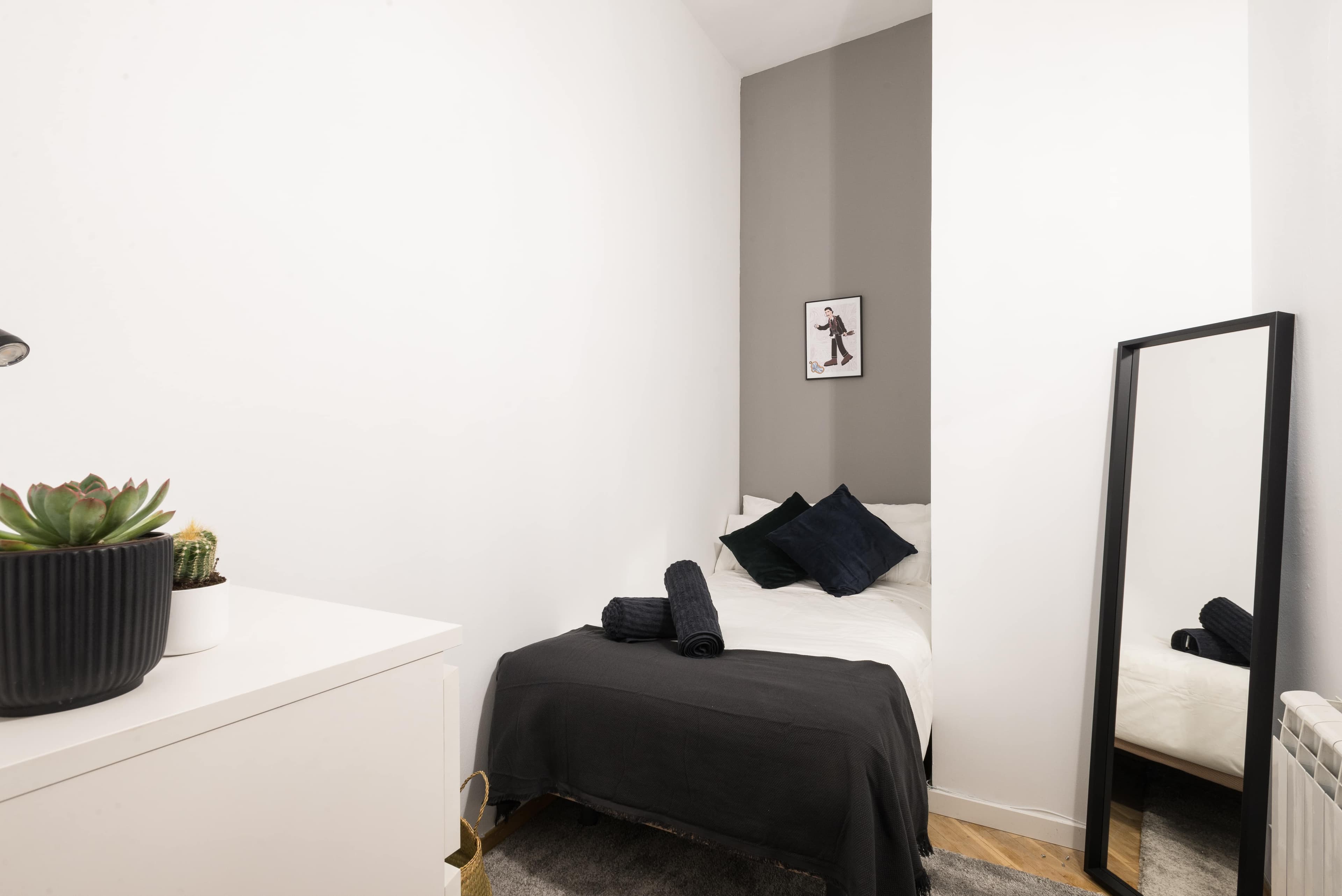 Marketing picture of unit ES-15-015-001-03H