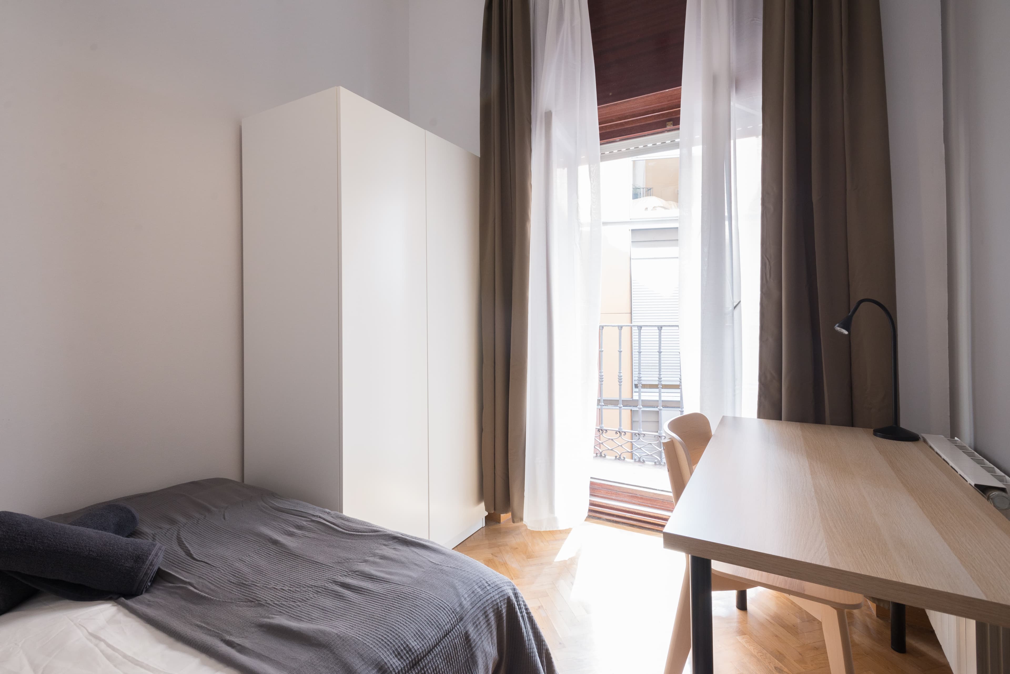 Marketing picture of unit ES-15-015-001-04H