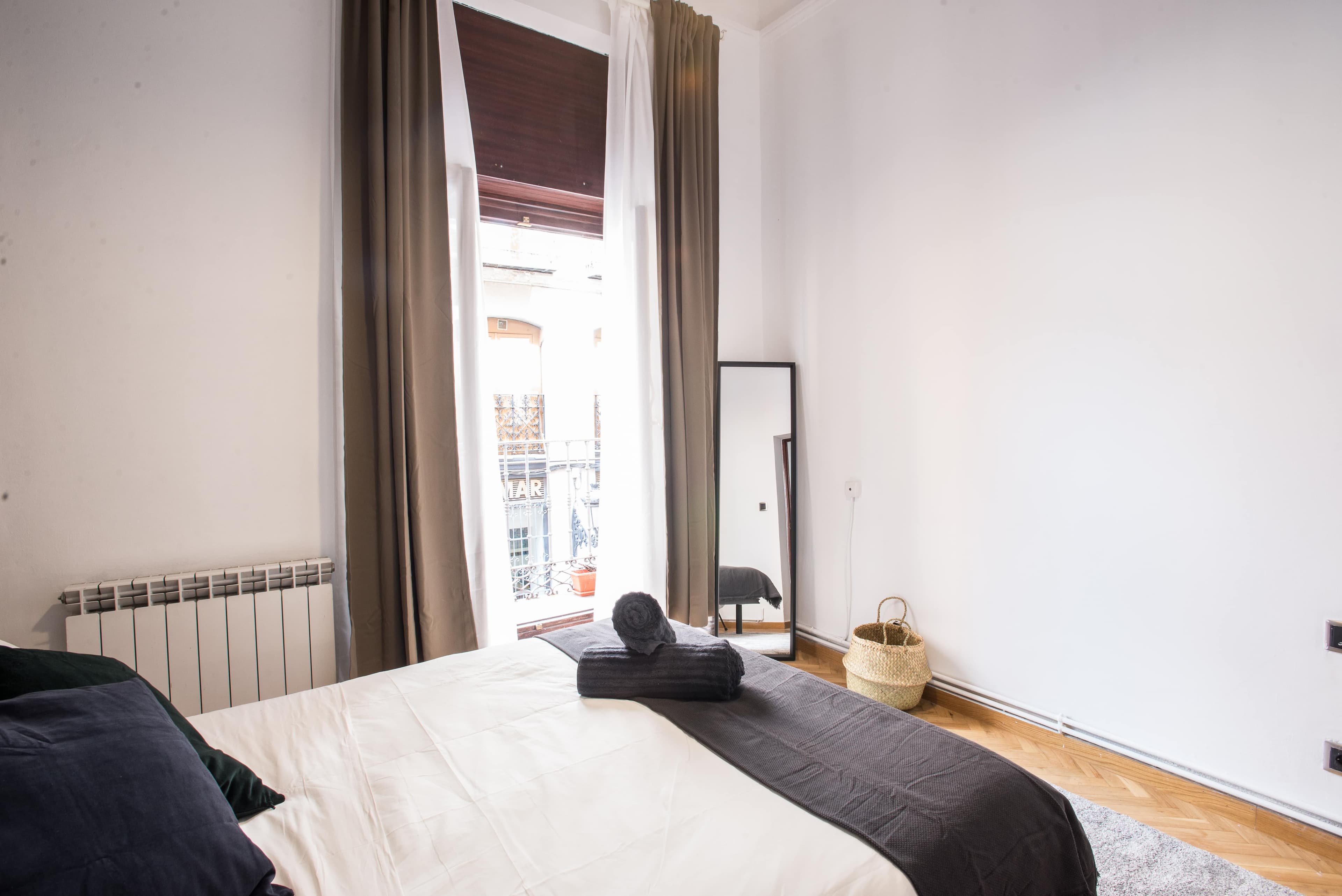 Marketing picture of unit ES-15-015-001-05H