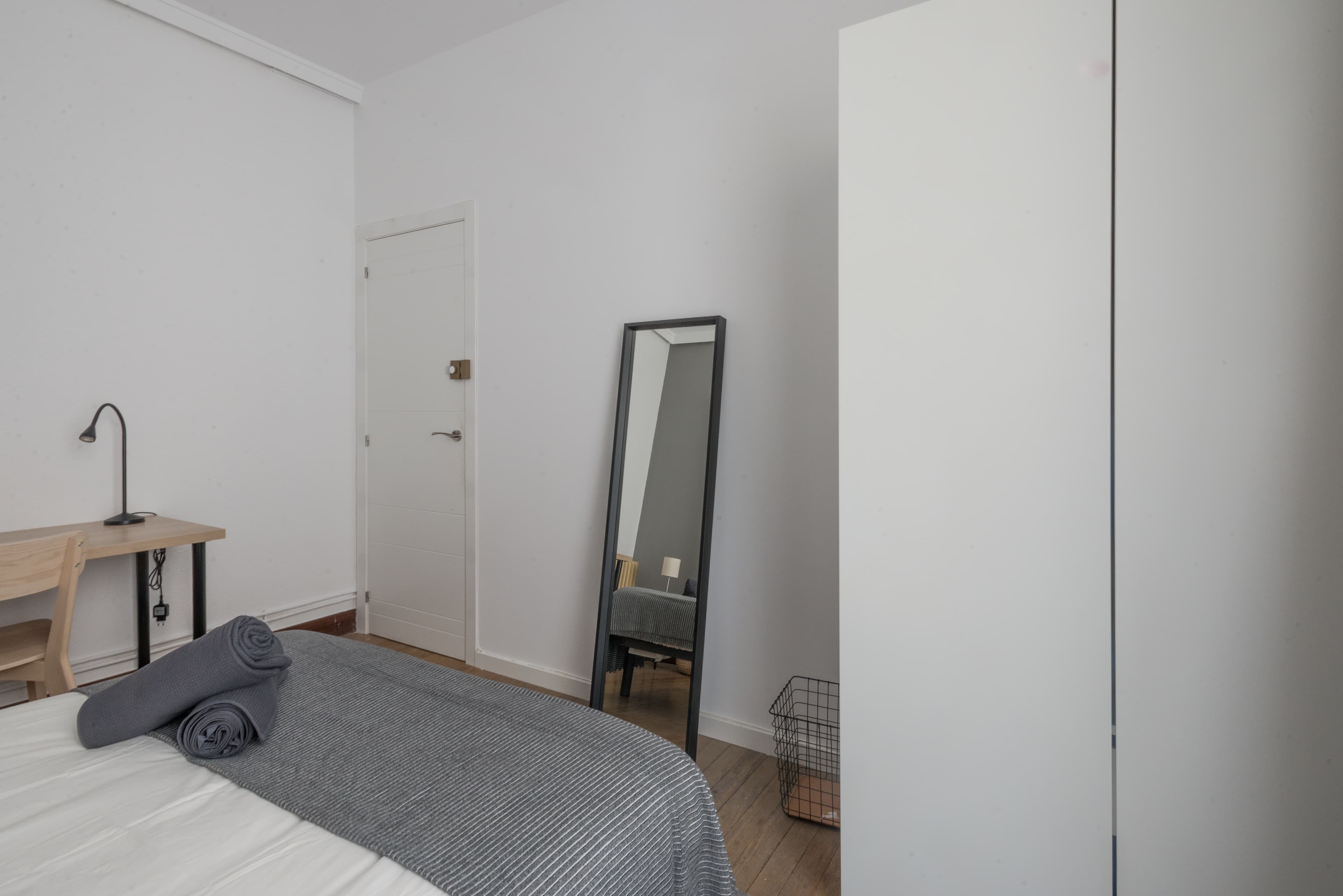 Marketing picture of unit ES-15-005-001-02H