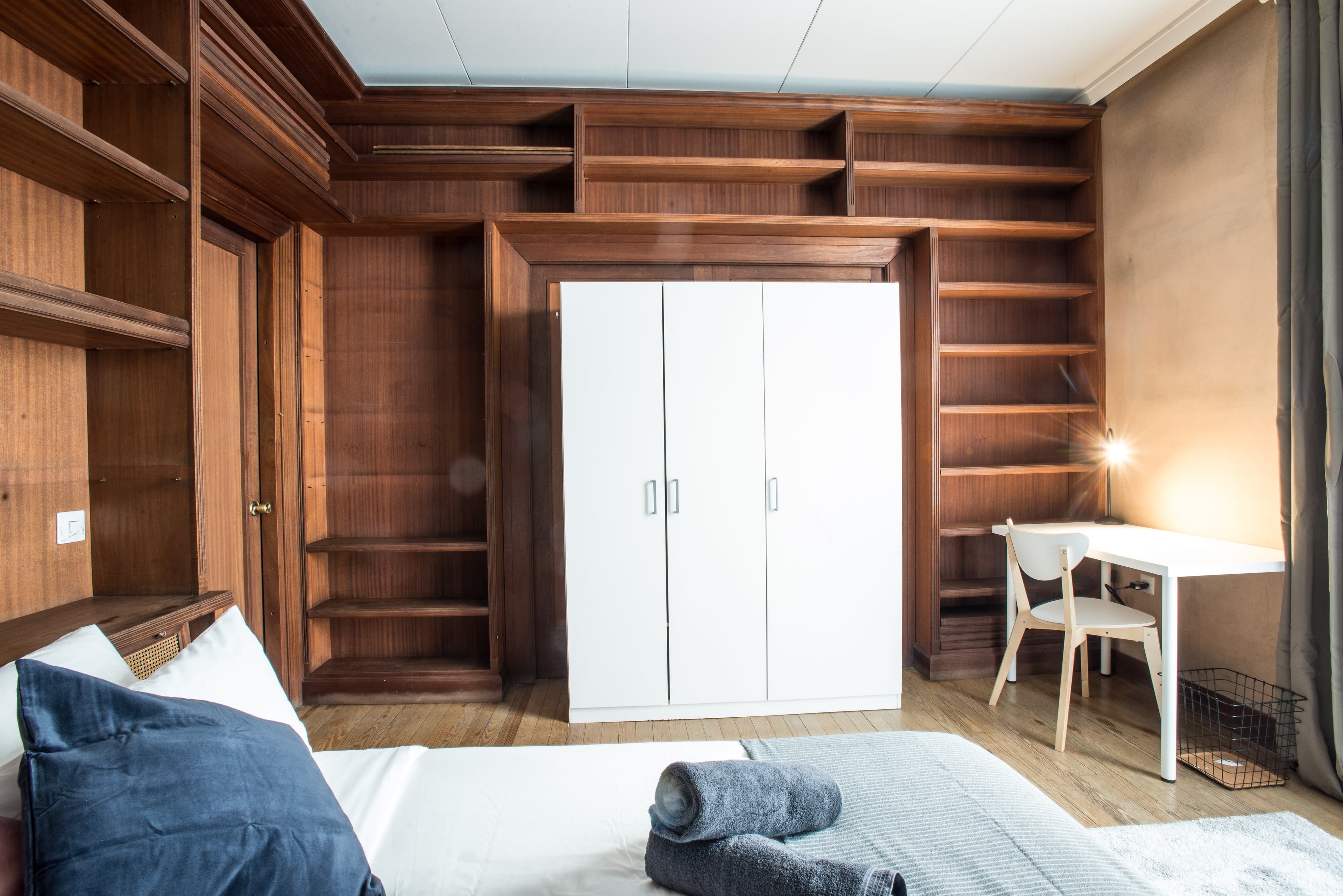 Picture of unit ES-15-005-001-03H