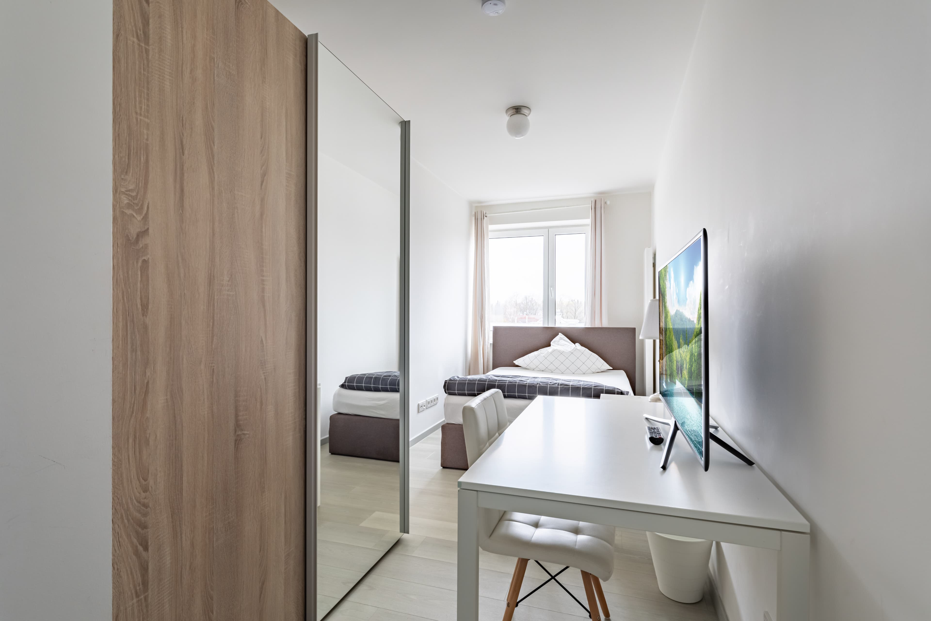 Marketing picture of unit DE-02-011-001-02HF