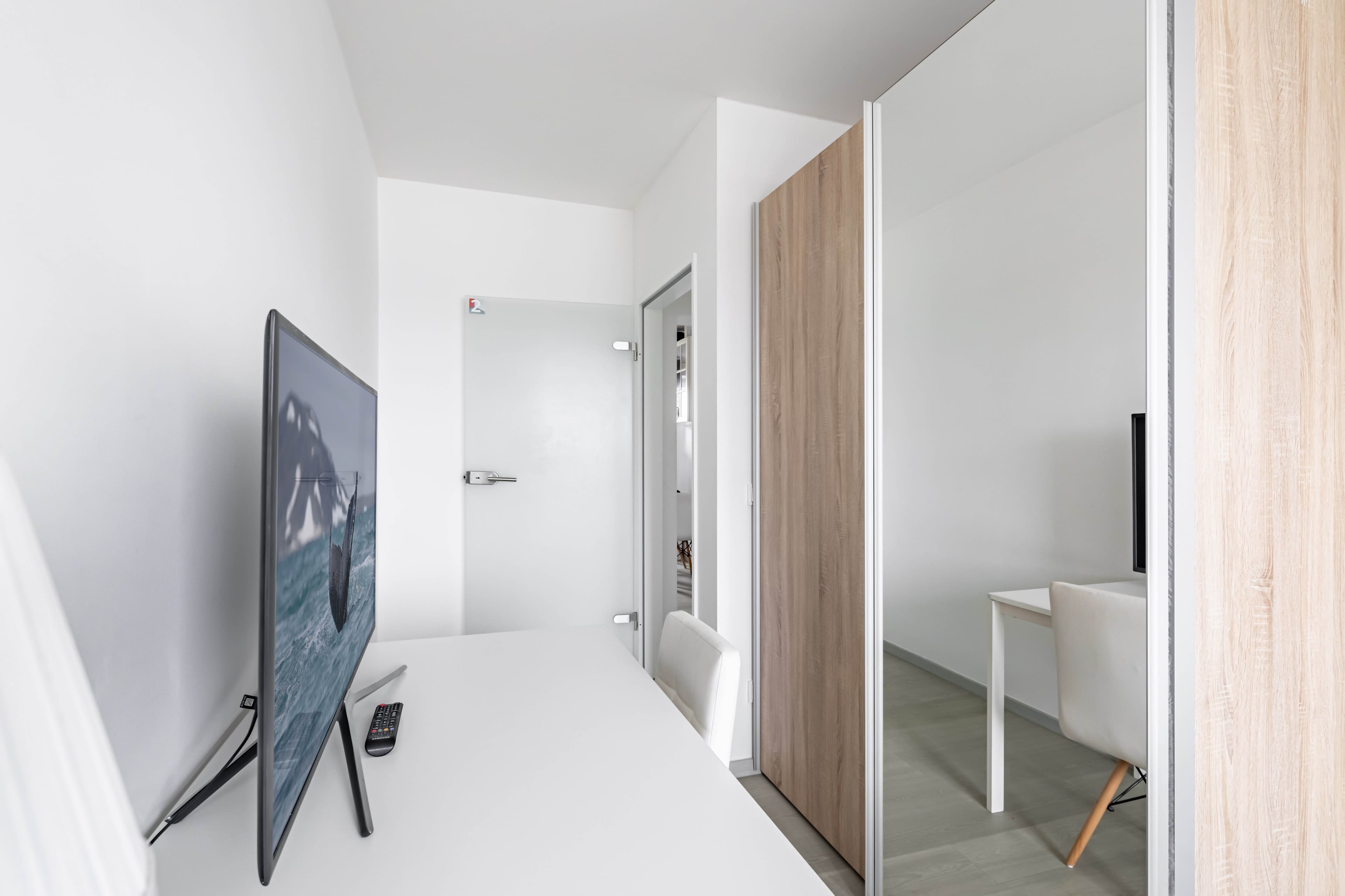 Picture of unit DE-02-011-001-02HF