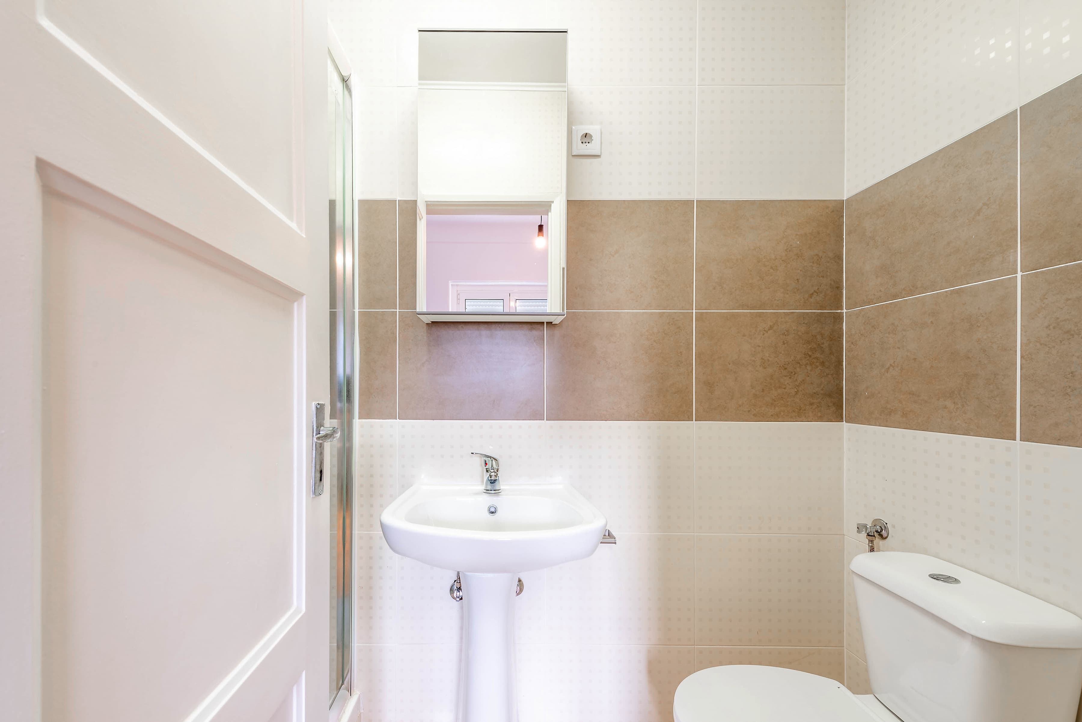 Picture of unit PT-17-005-011-05H