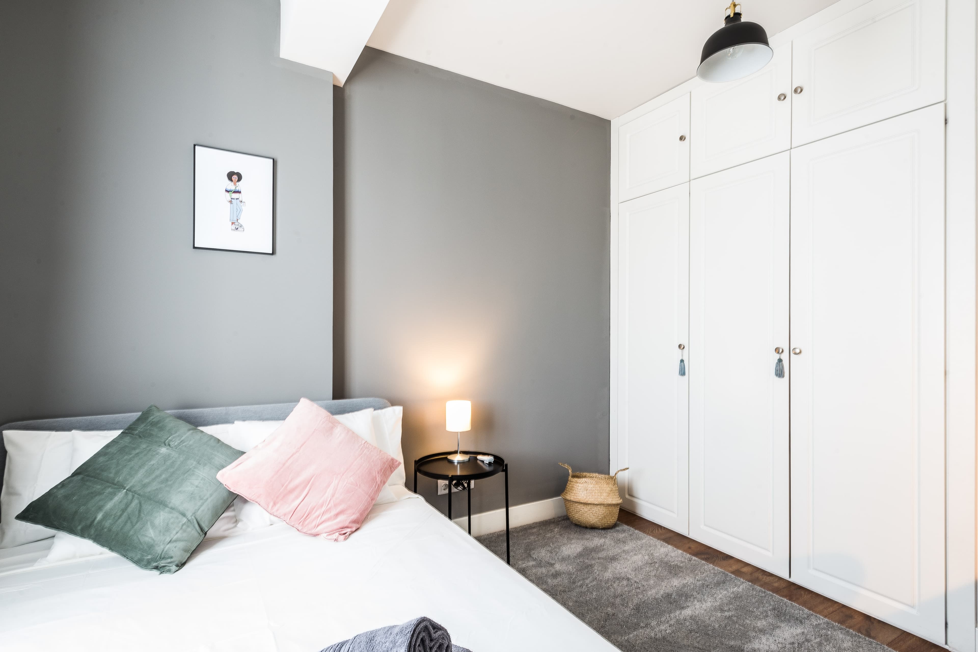 Marketing picture of unit ES-15-048-001-04H