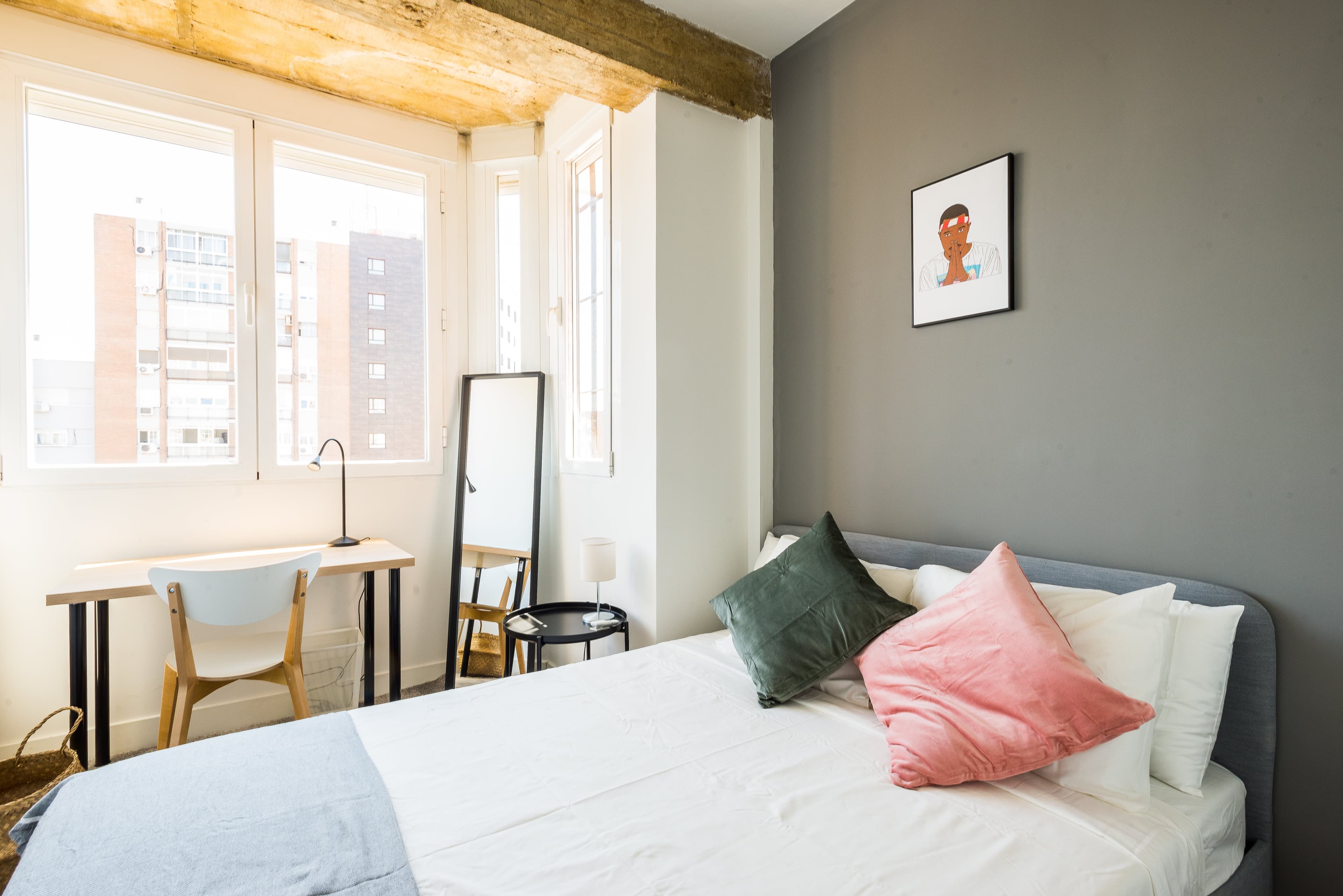 Marketing picture of unit ES-15-048-001-05H