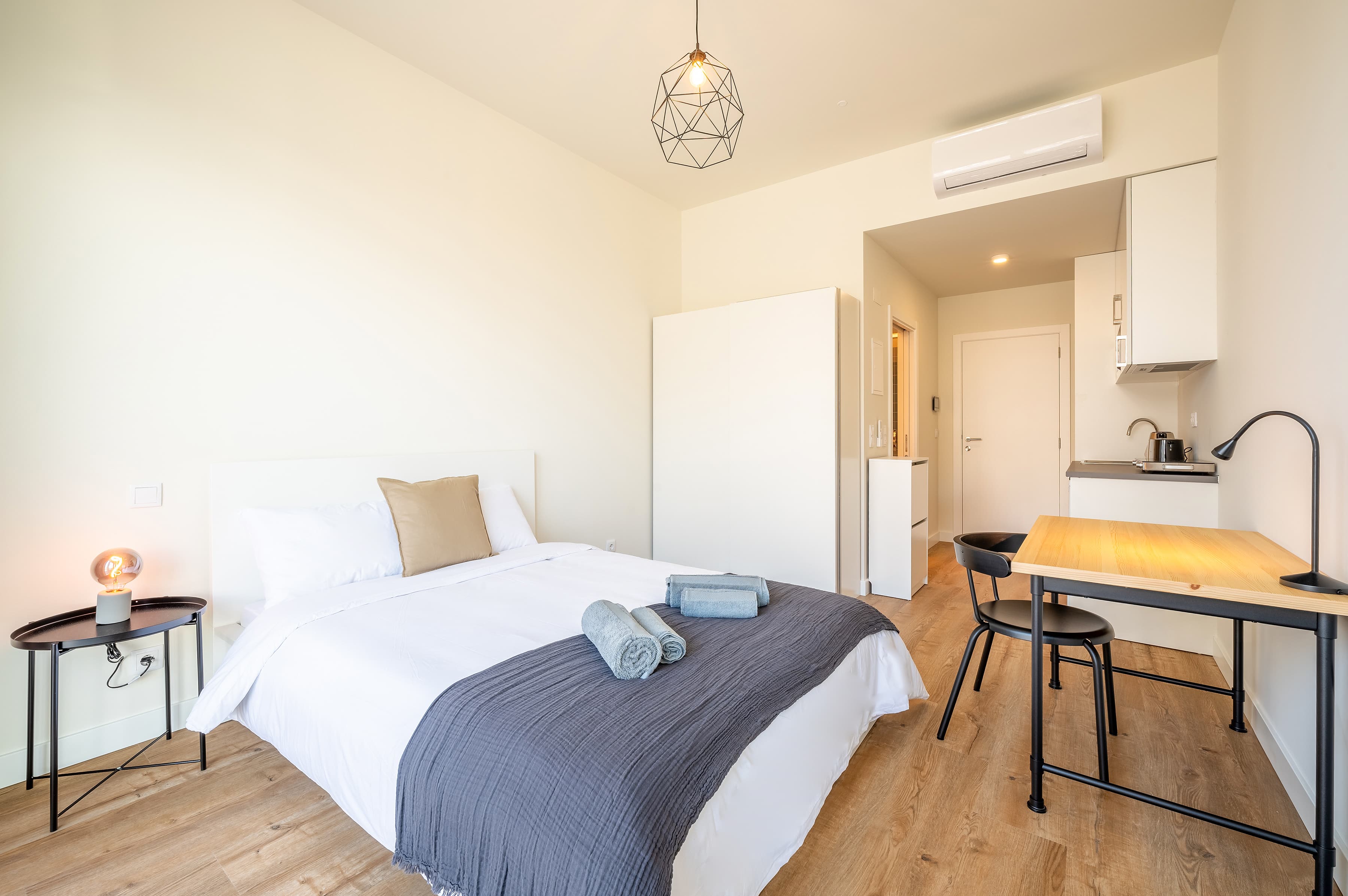 Marketing picture of unit PT-17-148-204-01