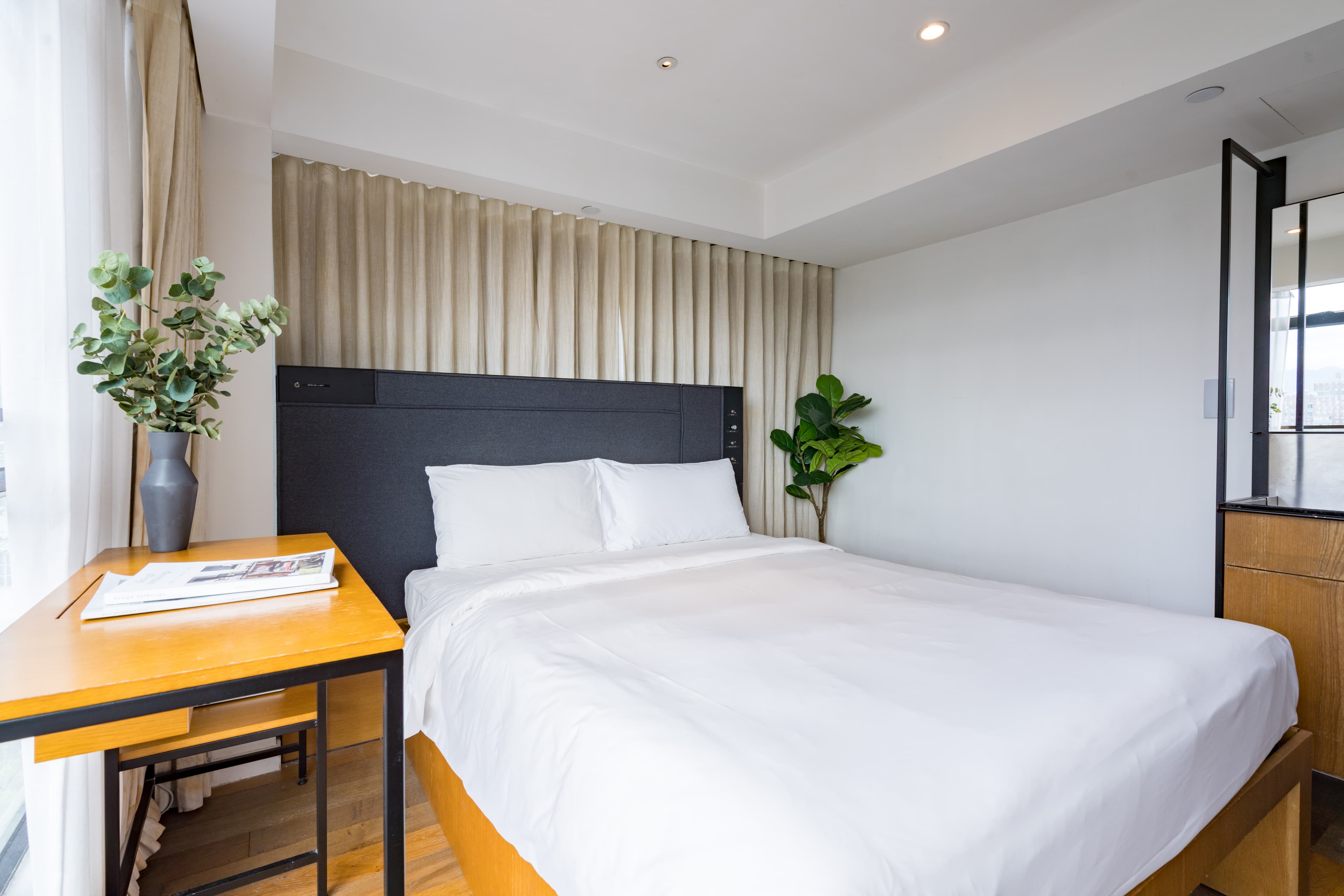 Marketing picture of unit HK-01-001-016-01