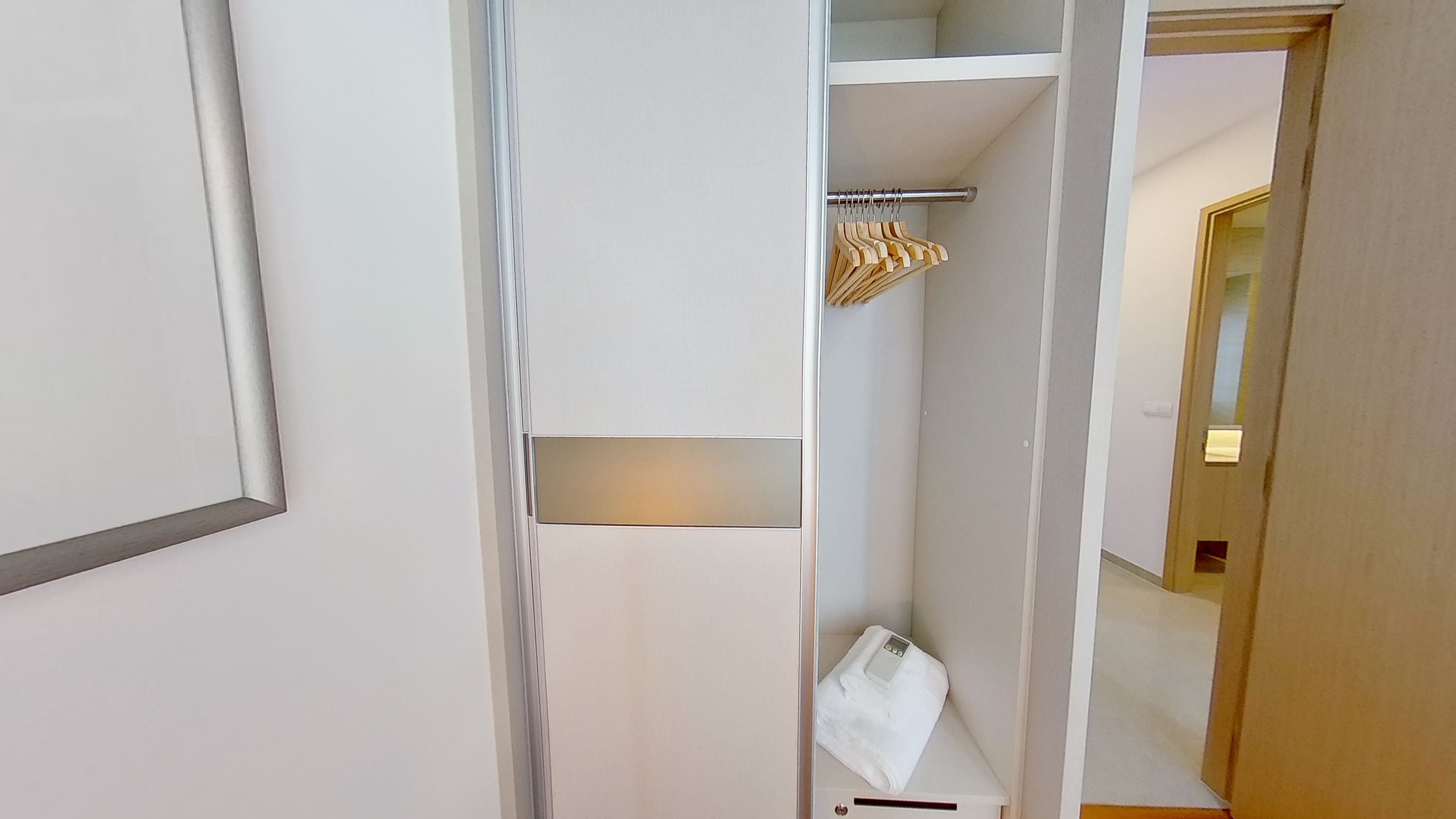 Marketing picture of unit SG-01-117-001-03