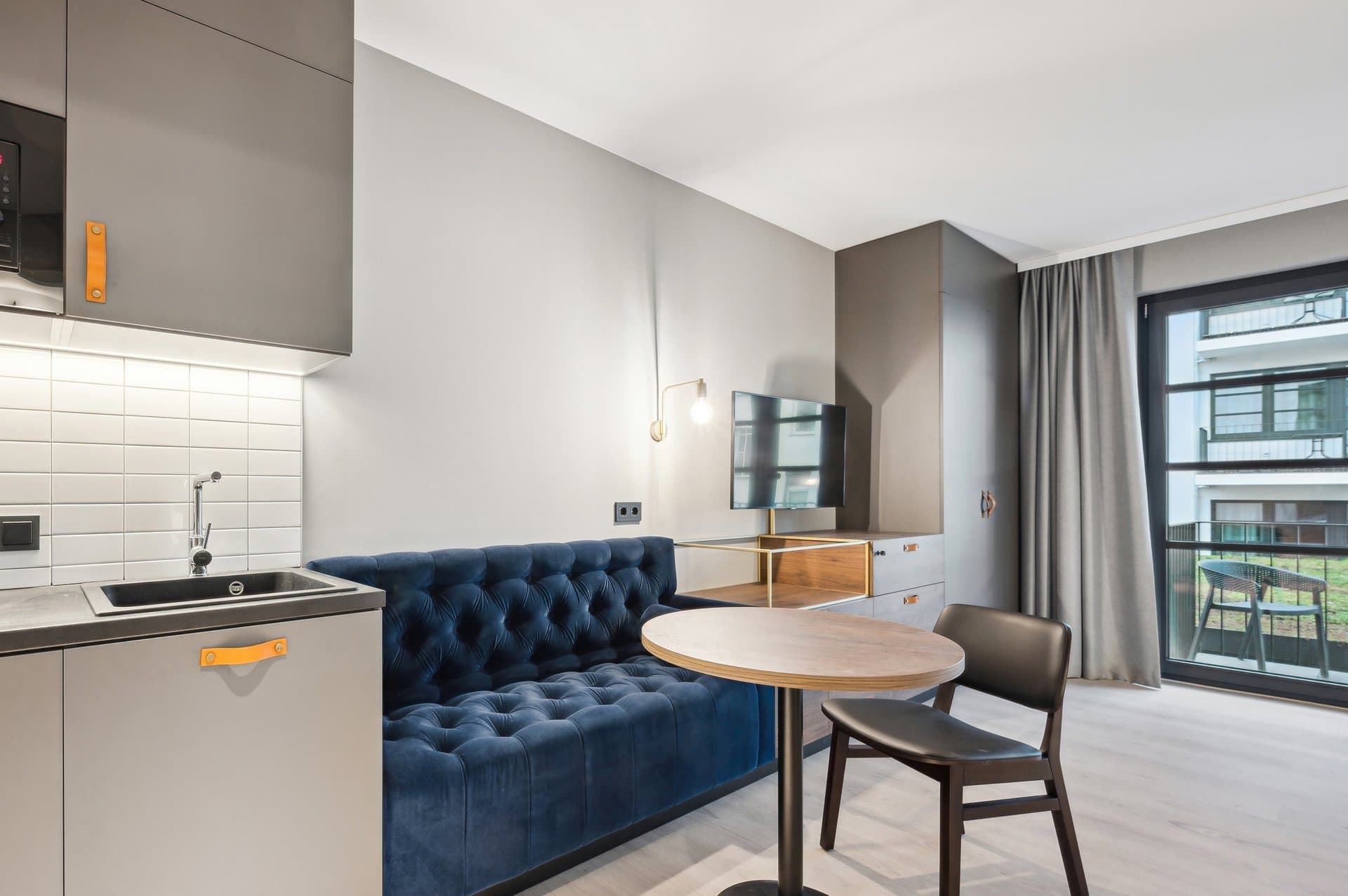 Marketing picture of unit DE-01-483-004-01