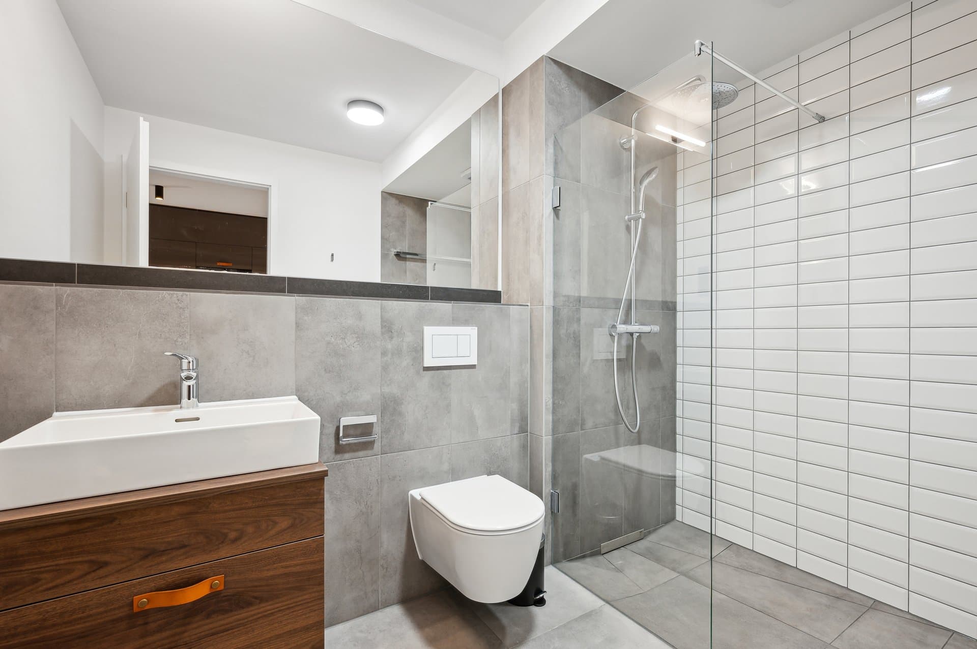 Picture of unit DE-01-484-203-01