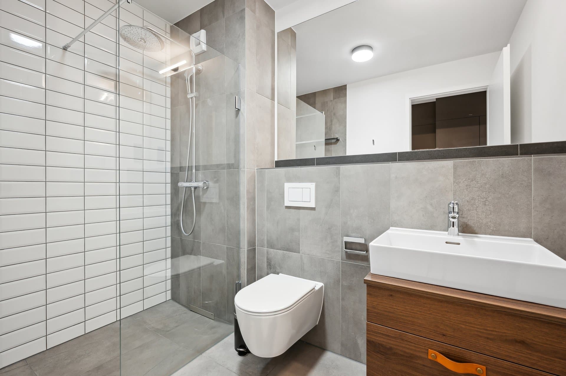 Picture of unit DE-01-484-201-01