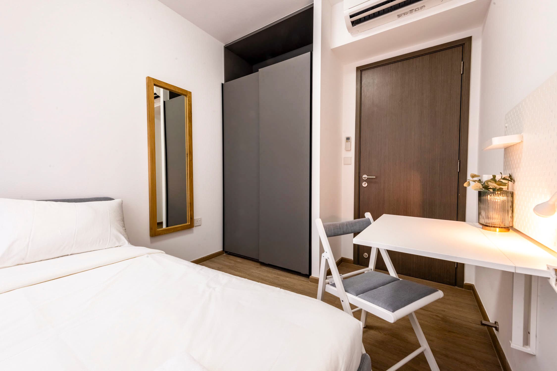 Marketing picture of unit SG-01-100-001-002