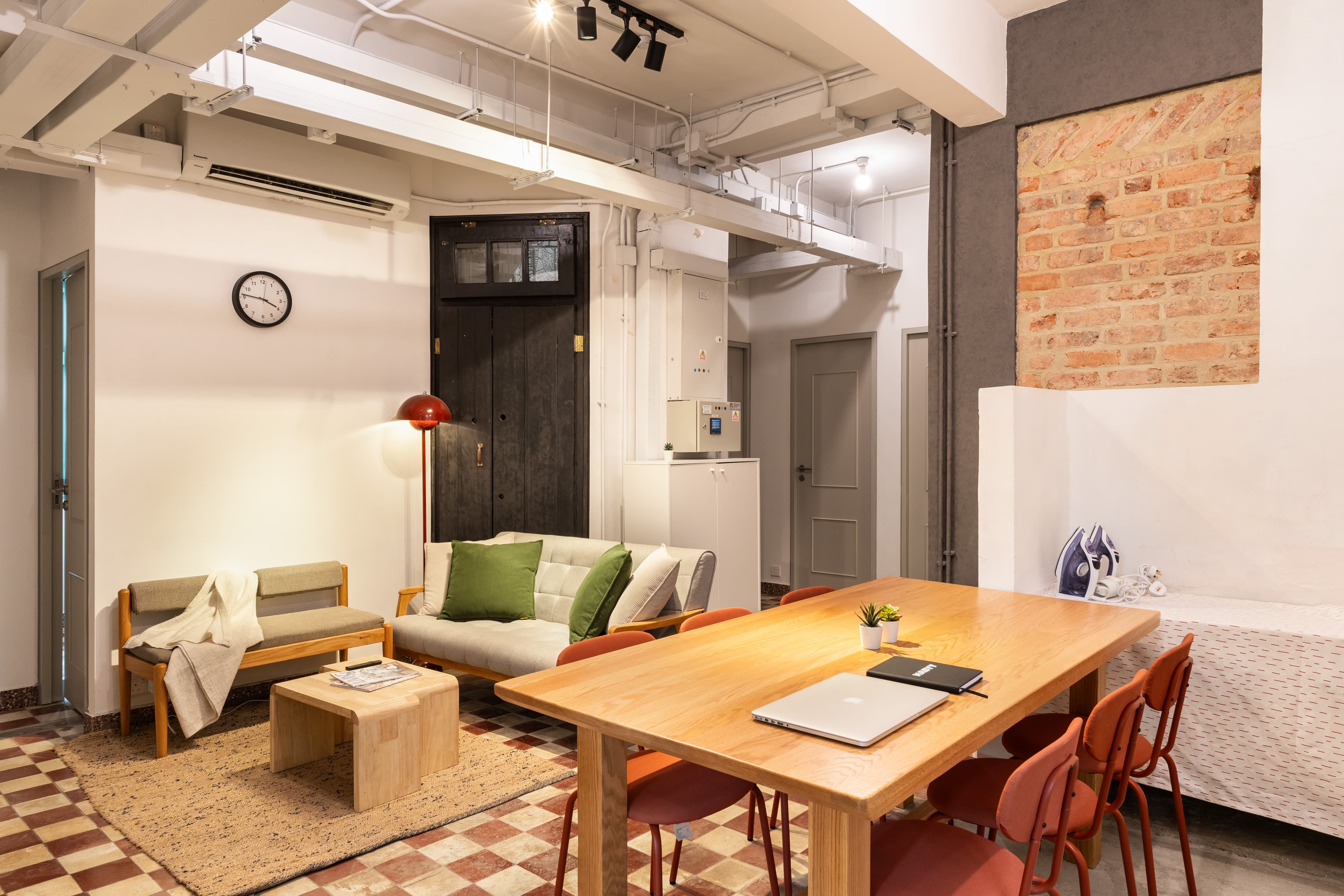 Marketing picture of unit HK-01-057-010-002