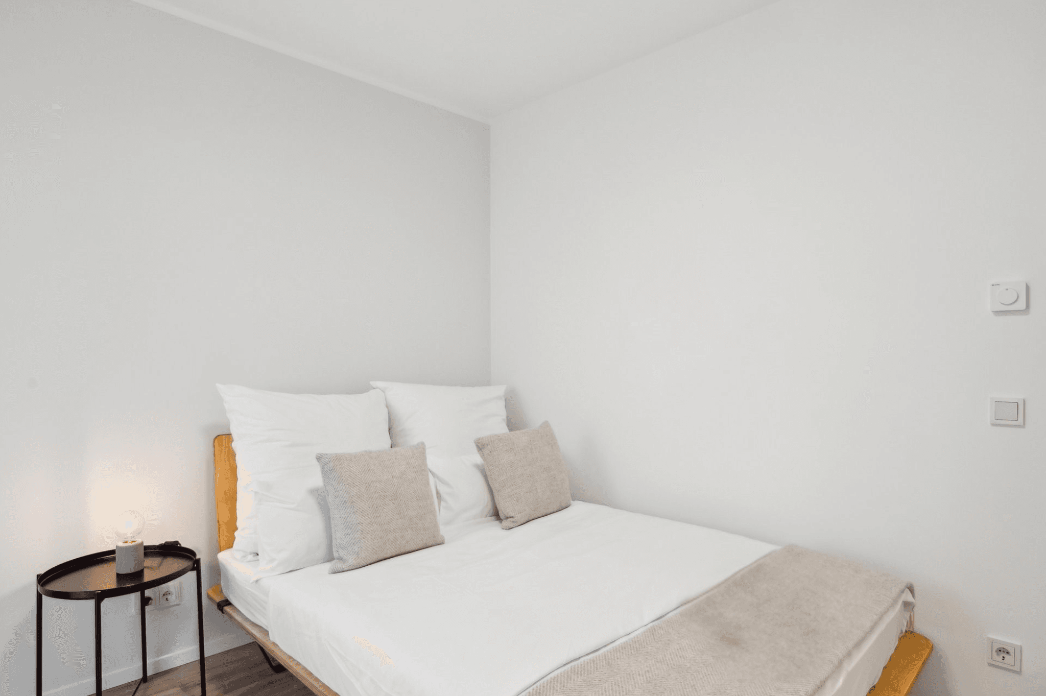 Marketing picture of unit DE-13-001-304-001