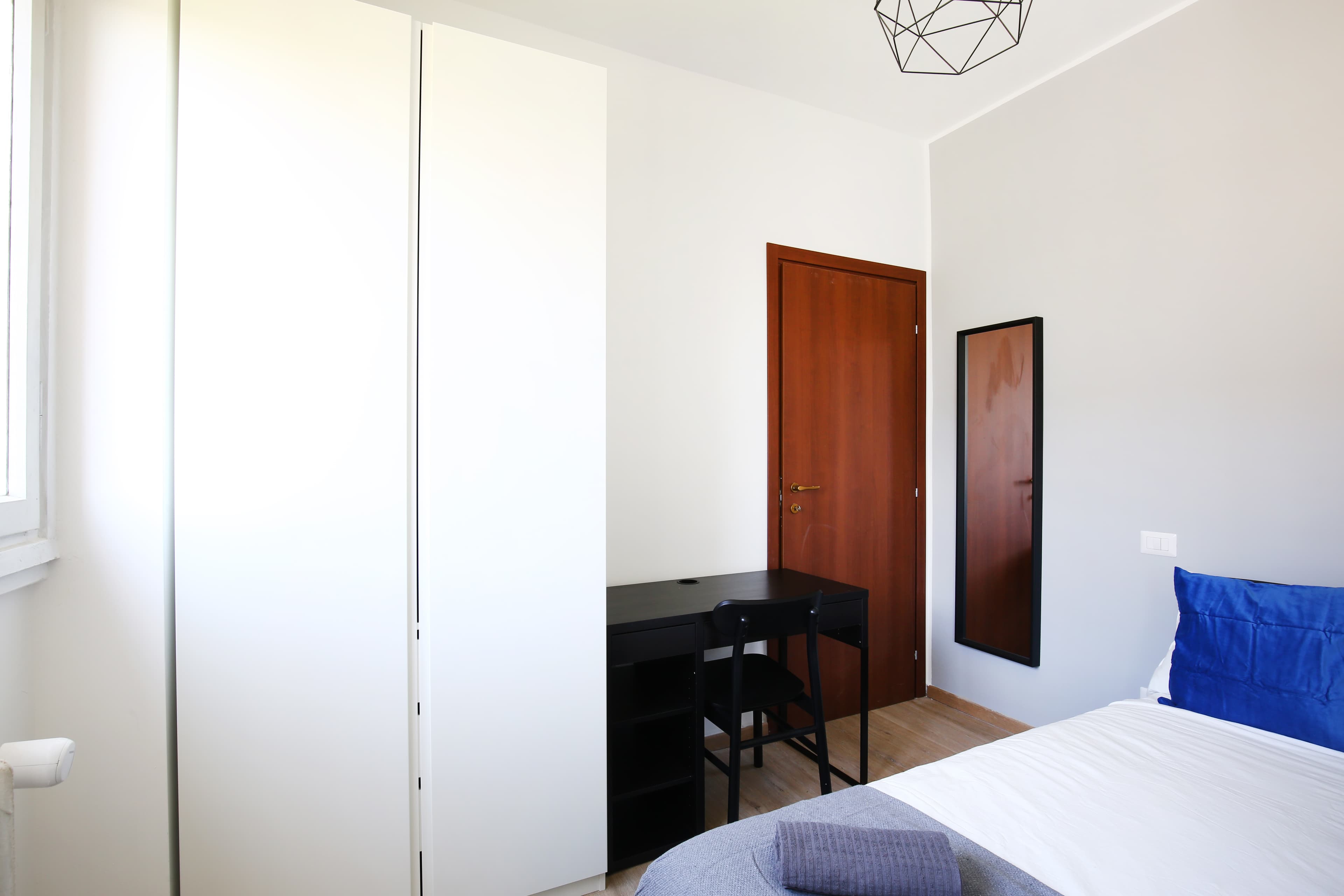 Picture of unit IT-14-111-001-006