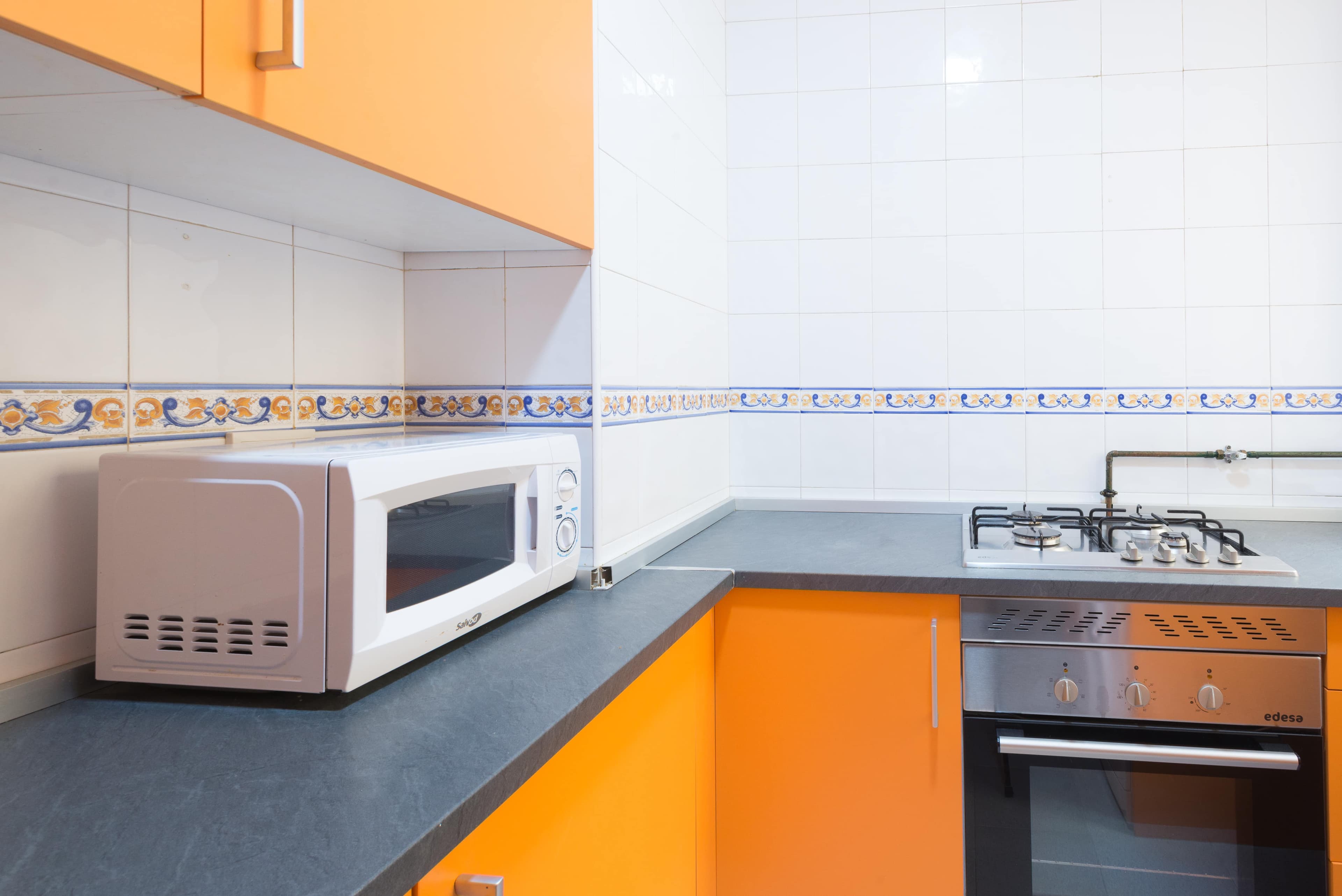 Picture of unit ES-15-035-002-02H