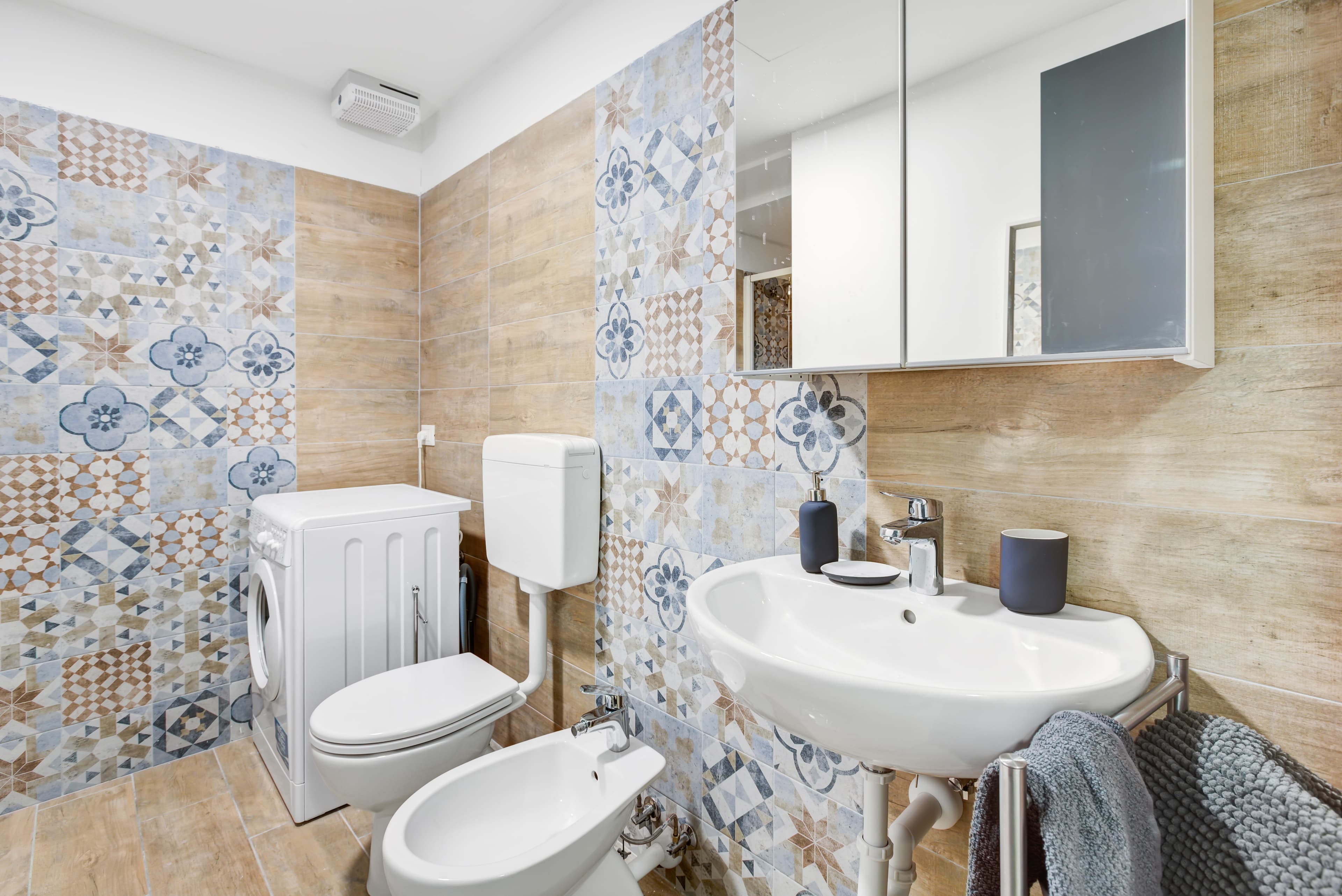 Picture of unit IT-14-037-003-05H