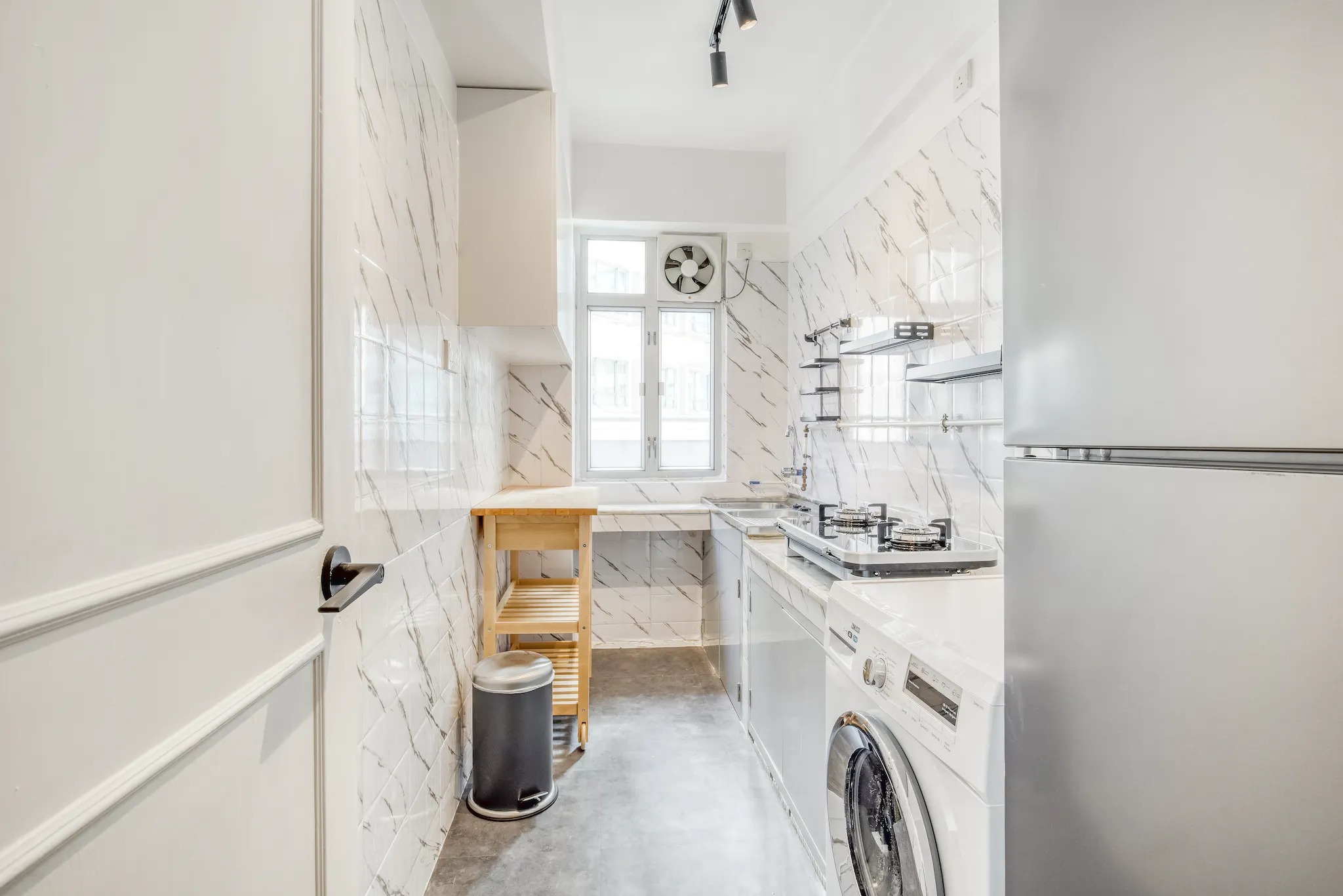 Marketing picture of unit HK-01-013-001-03