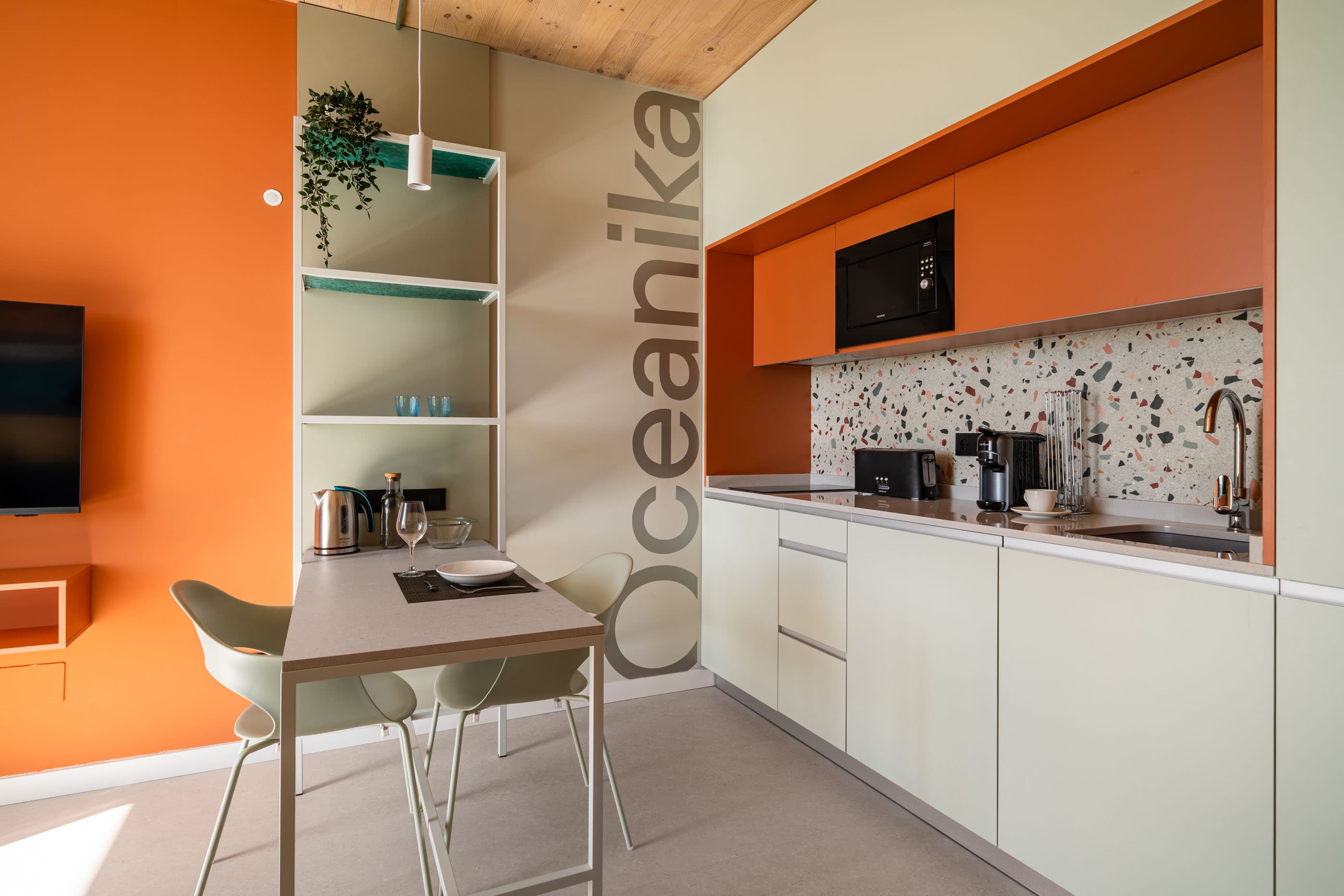 Marketing picture of unit ES-14-001-009-001