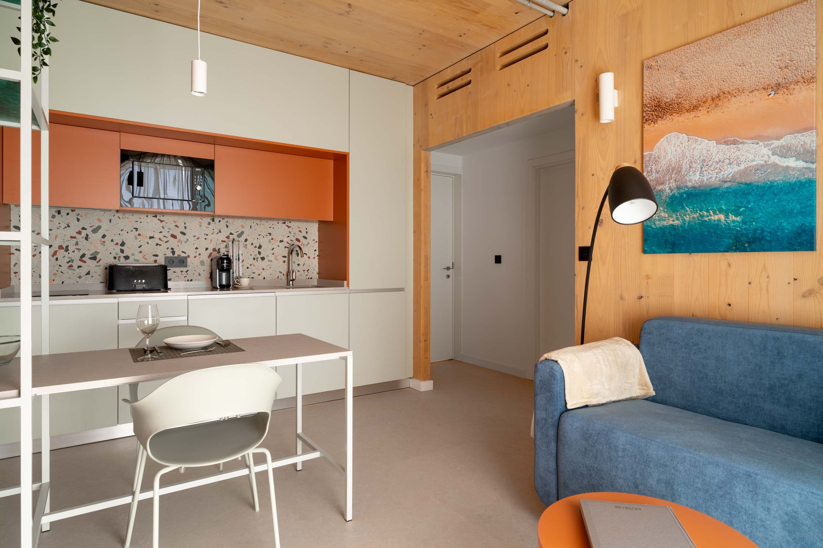 Marketing picture of unit ES-14-001-012-001