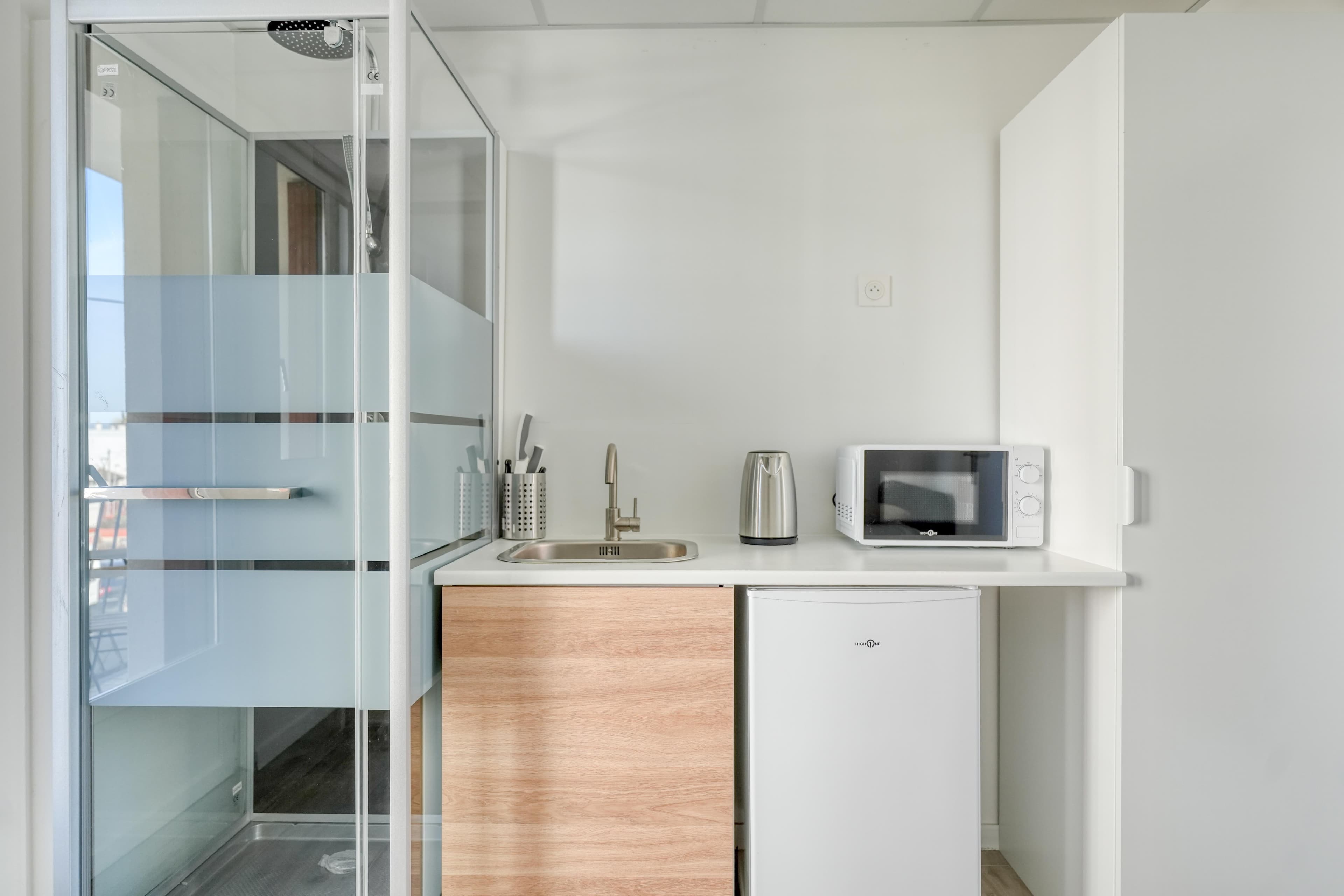 Marketing picture of unit FR-18-010-011-001