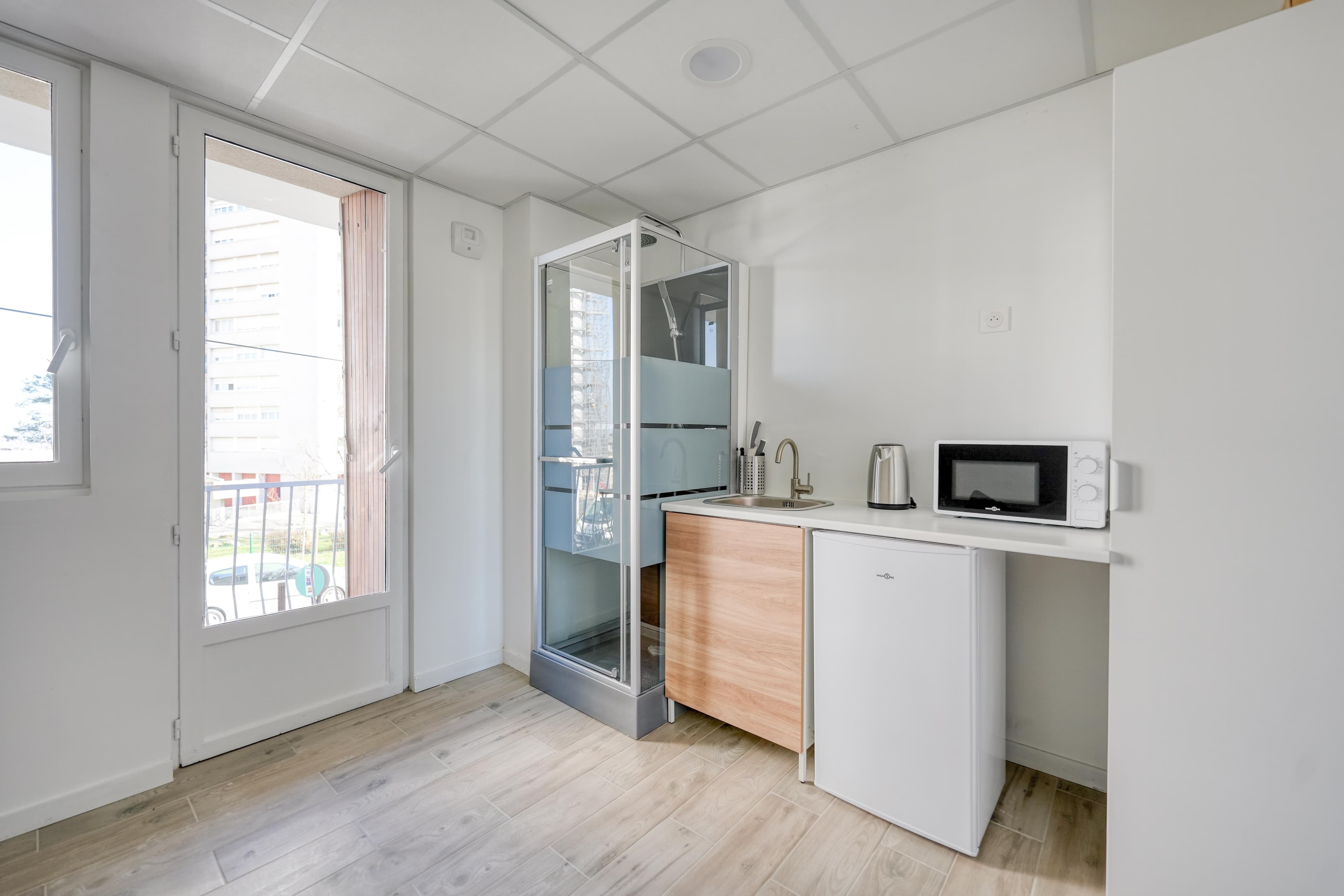 Marketing picture of unit FR-18-010-011-001