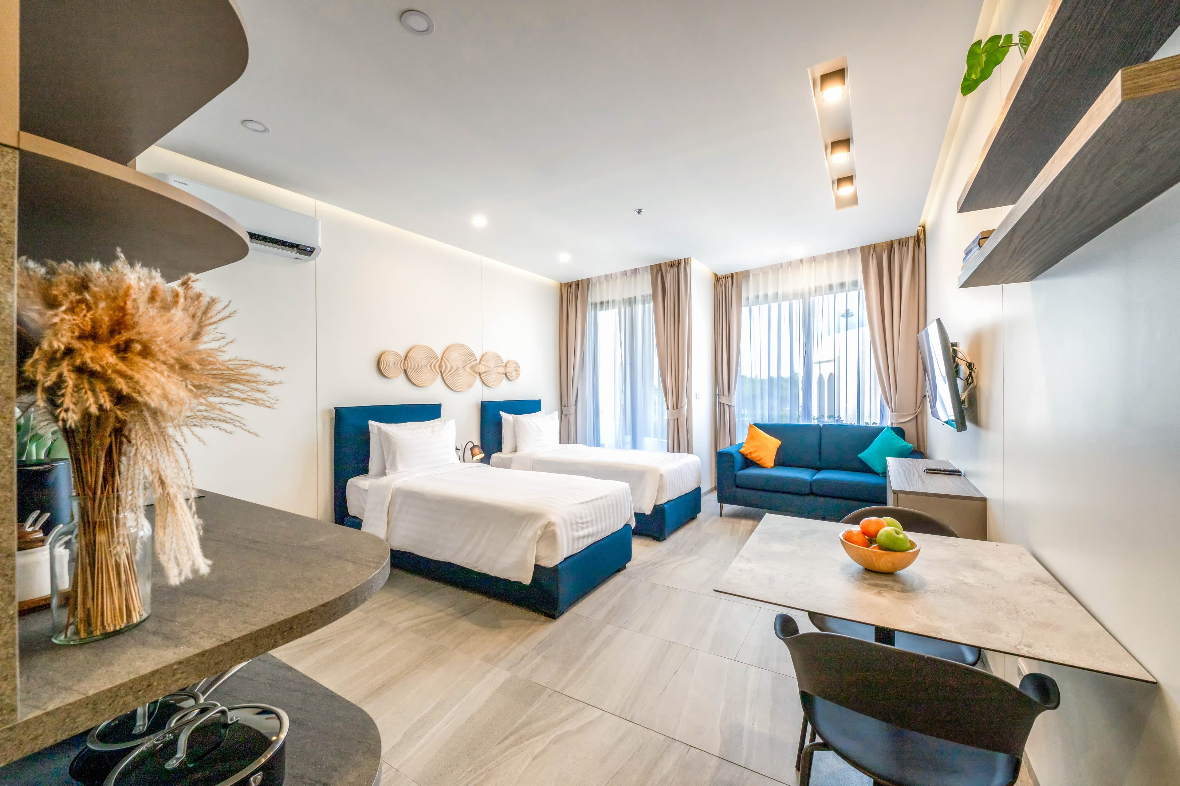 Marketing picture of unit STC