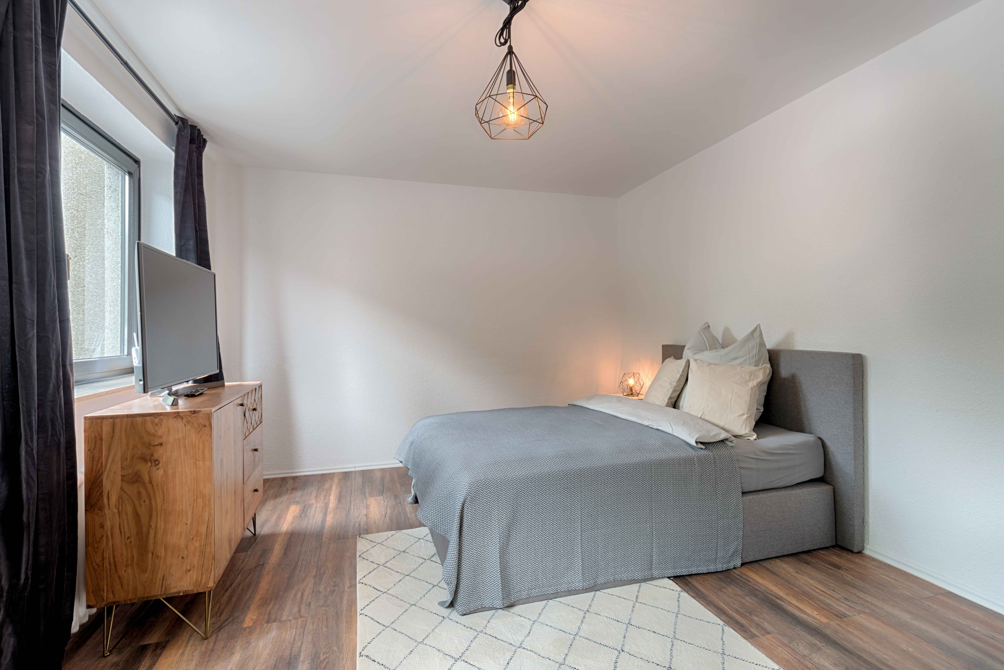 Picture of unit DE-07-004-001-02HF