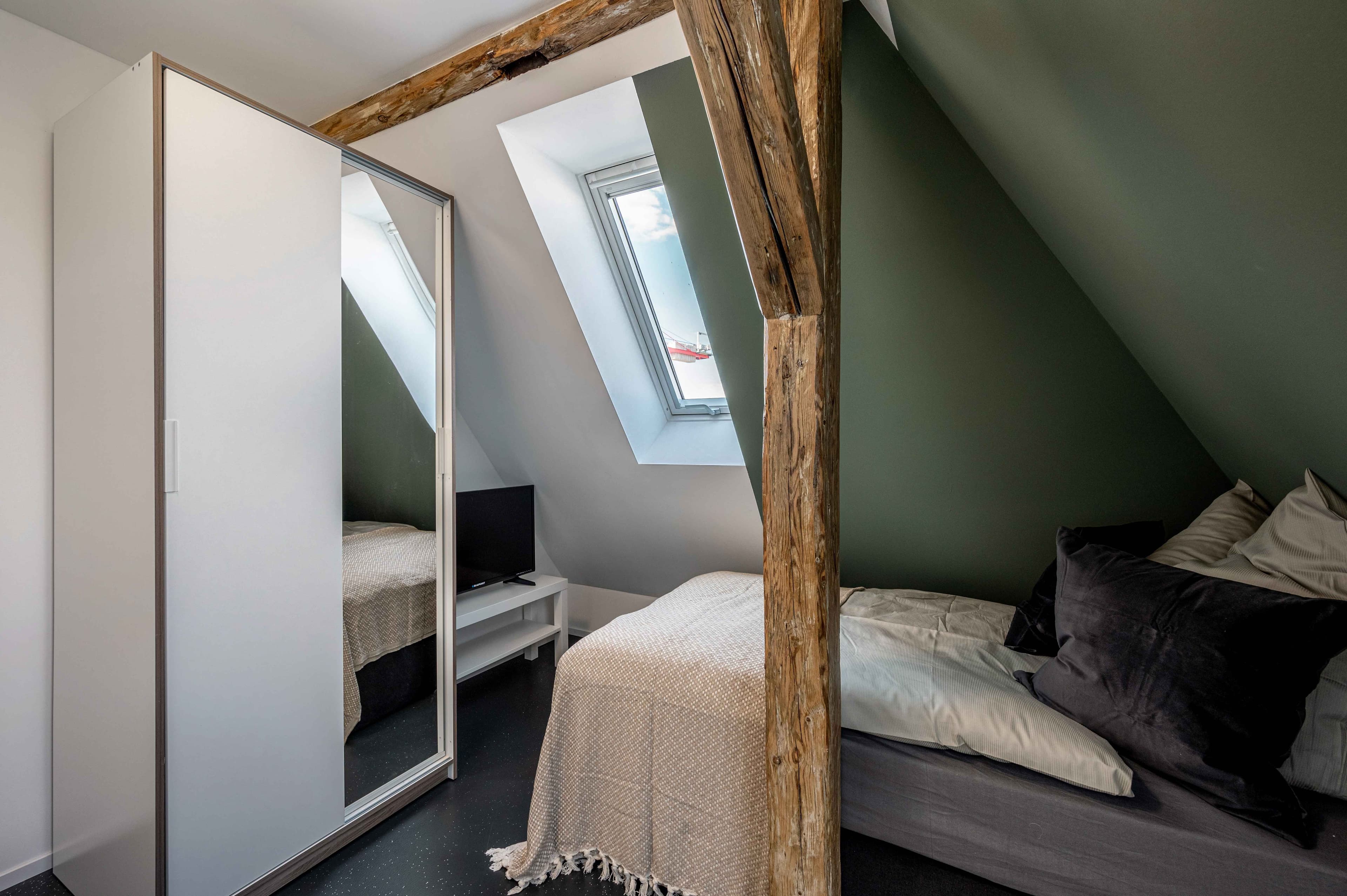 Marketing picture of unit DE-09-016-001-05HF