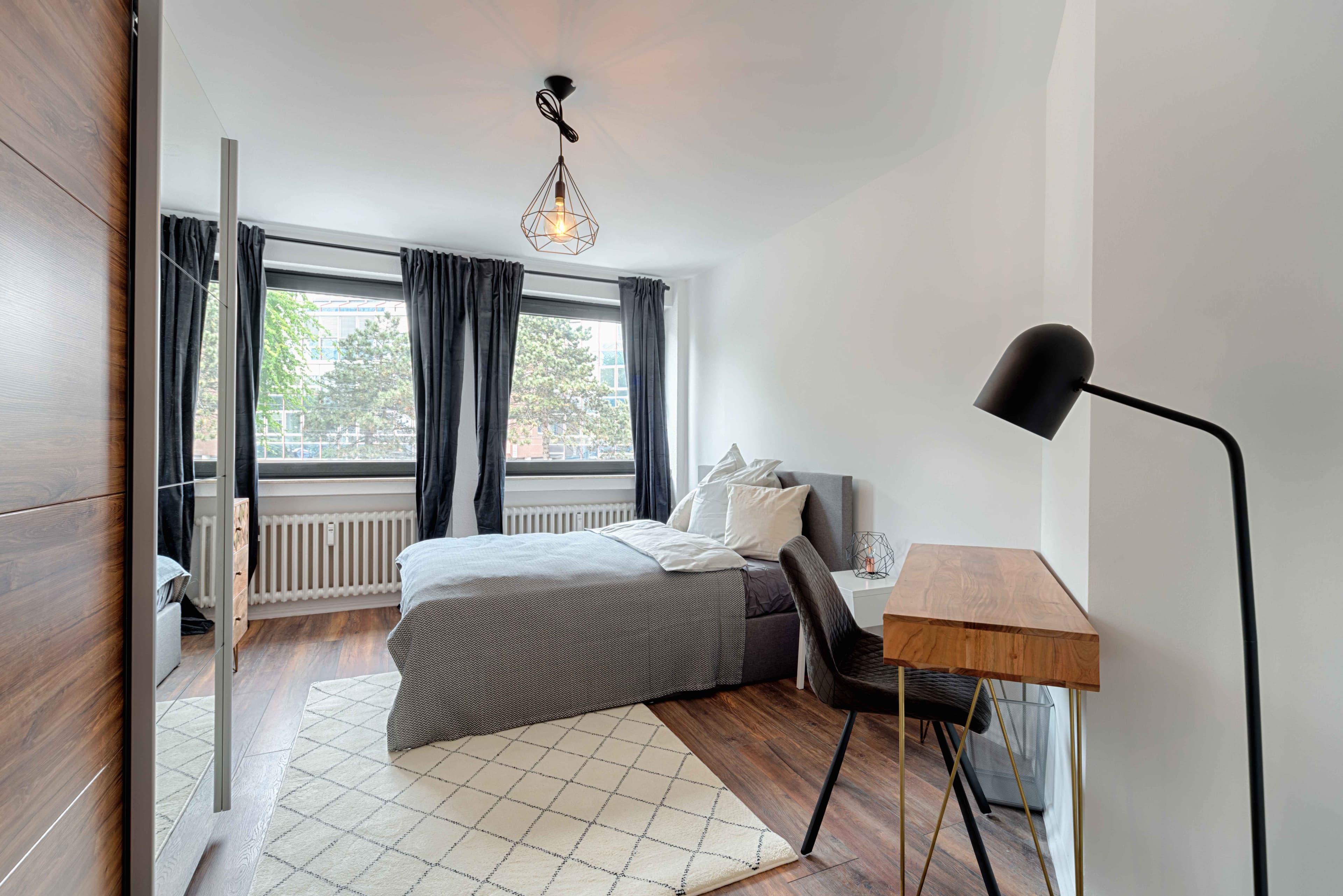 Picture of unit DE-07-004-001-05HF