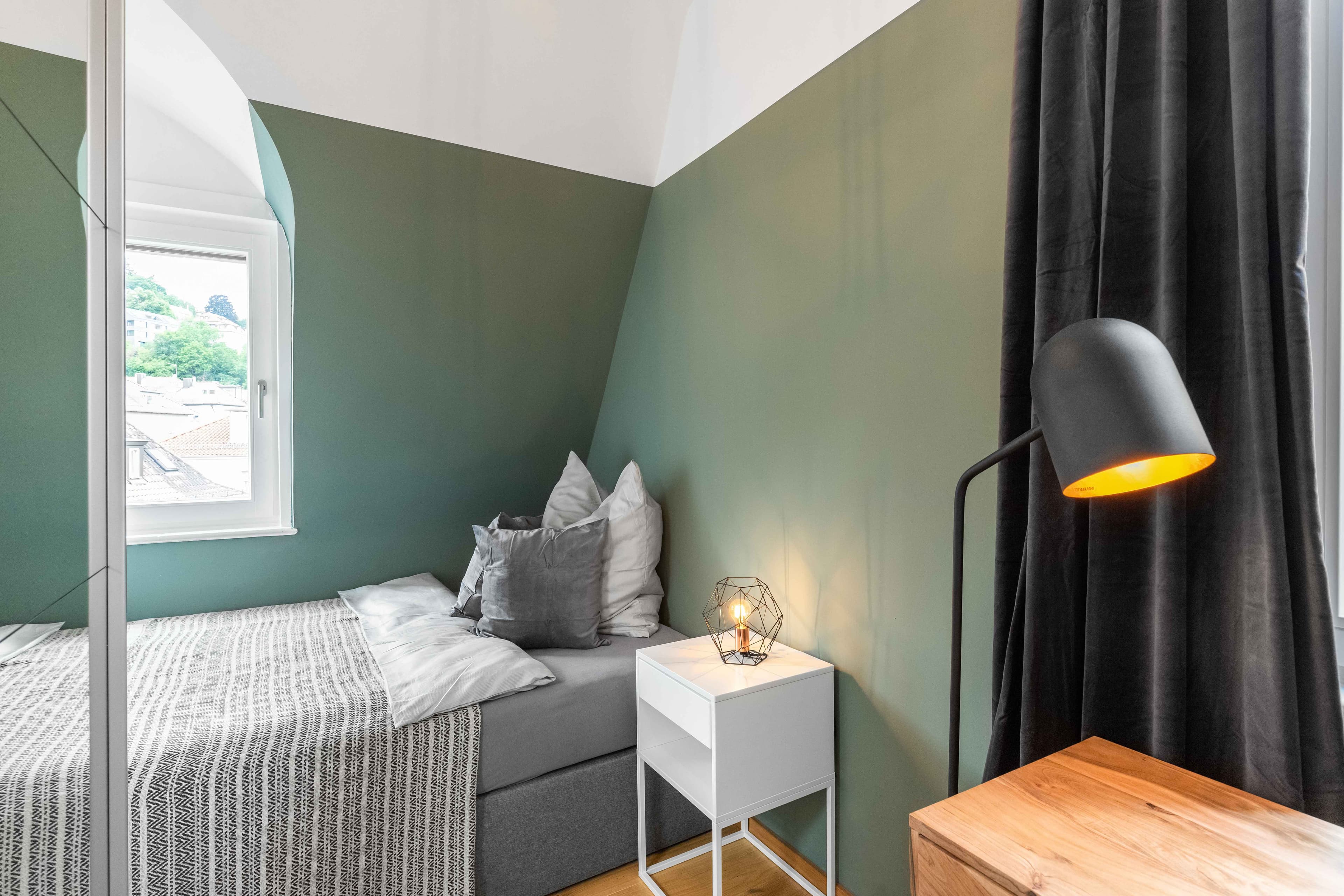 Picture of unit DE-09-013-001-06HF