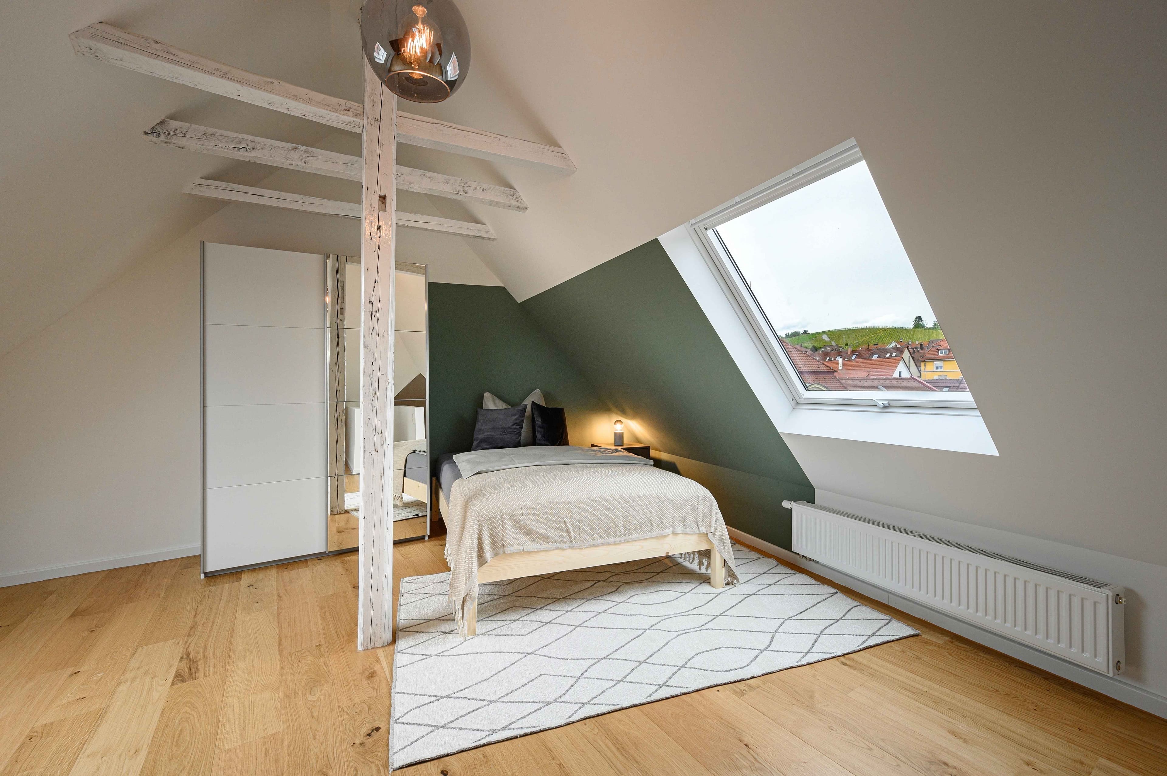 Picture of unit DE-09-014-003-04HF