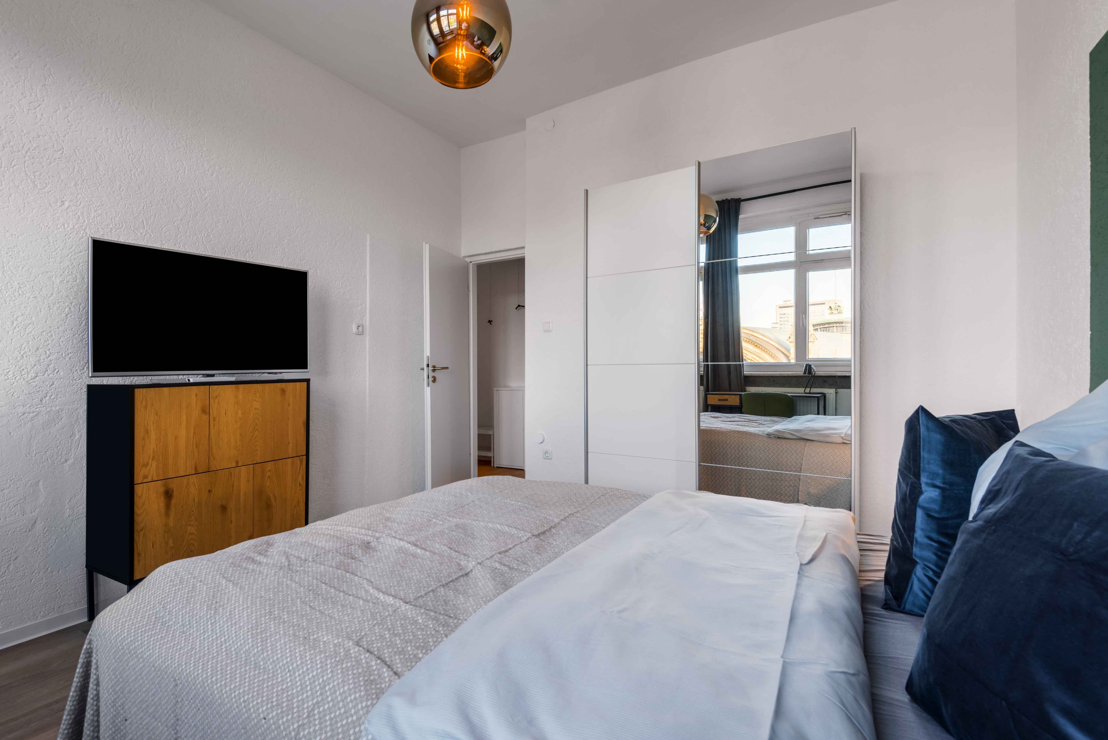 Picture of unit DE-04-001-001-03HF