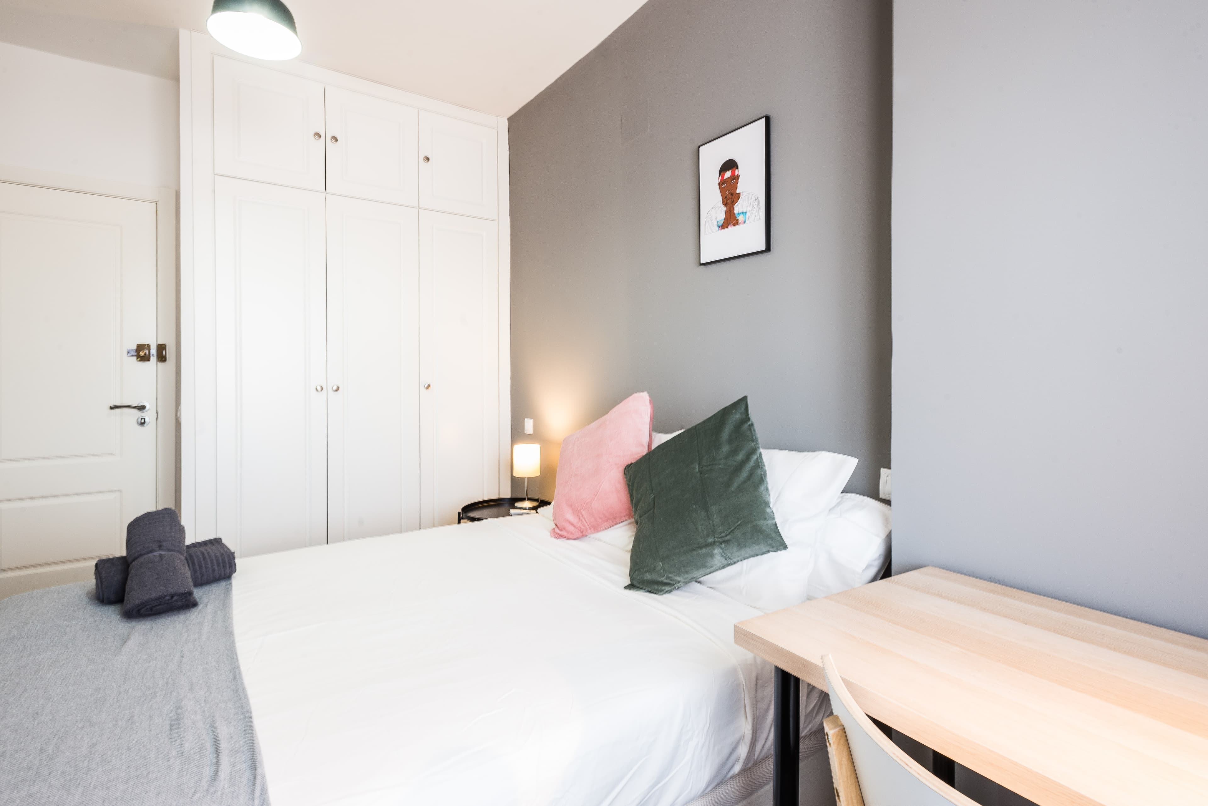 Picture of unit ES-15-048-001-01H