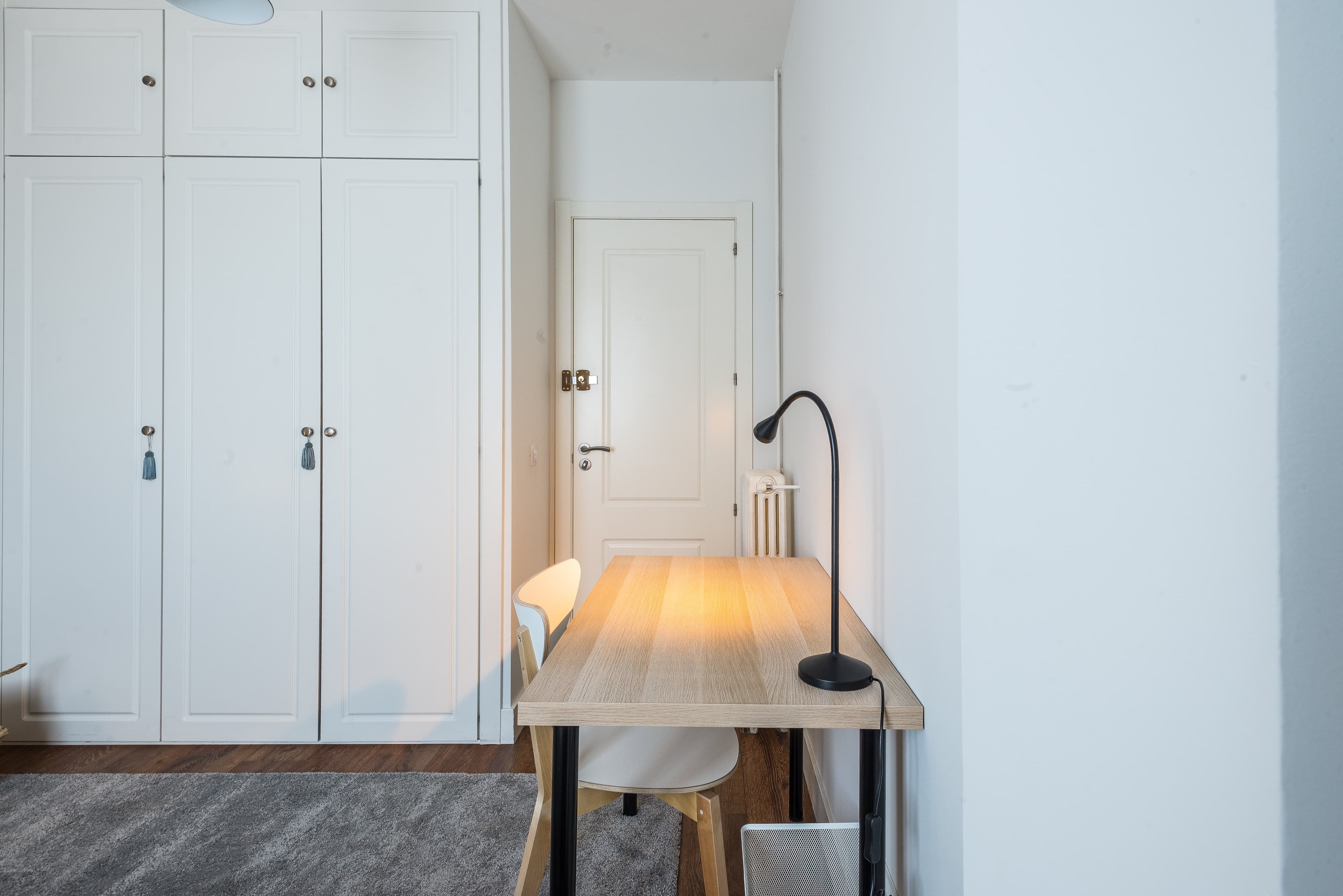 Picture of unit ES-15-048-001-04H