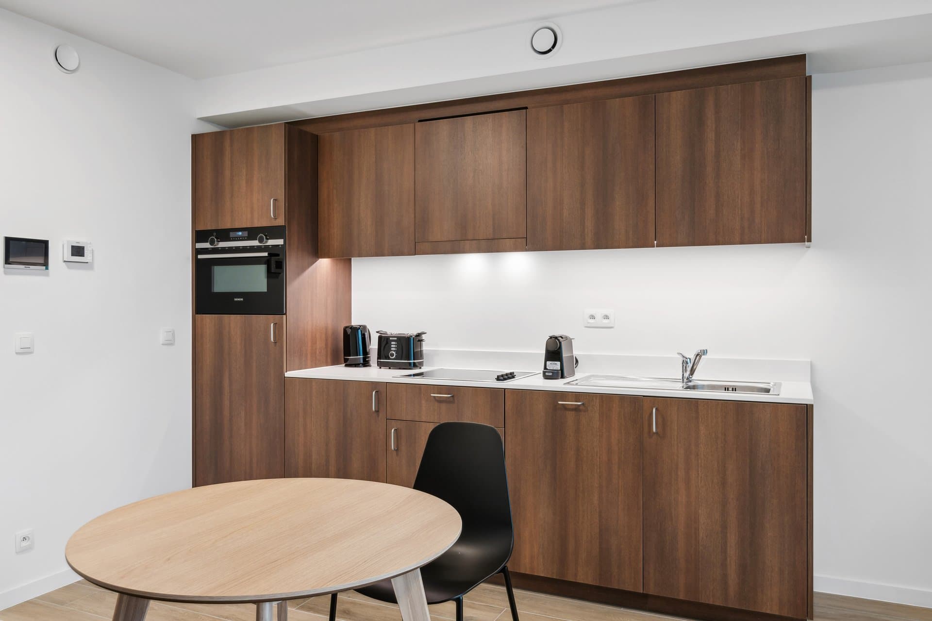 Picture of unit BE-23-003-074-001