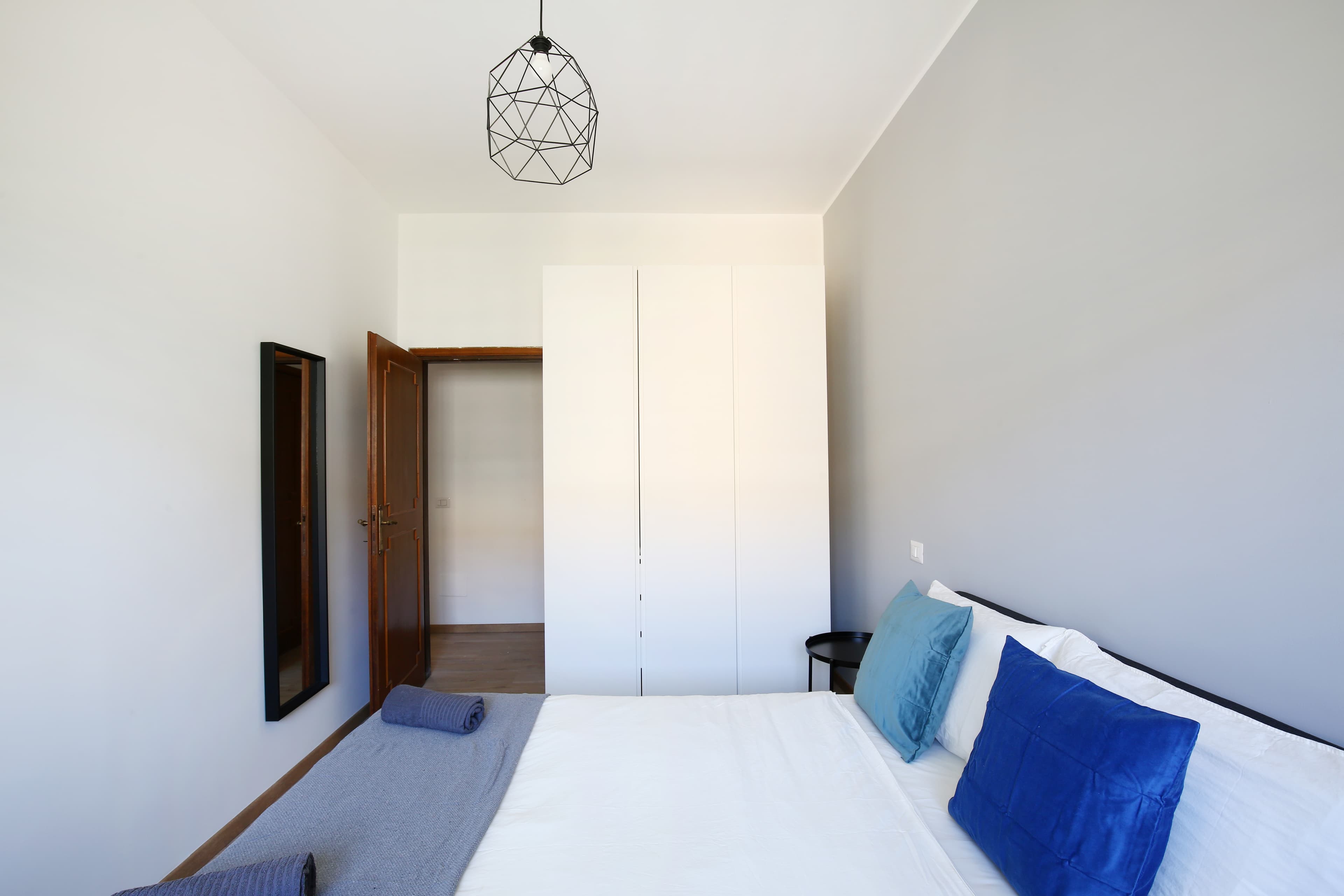 Picture of unit IT-14-111-001-005