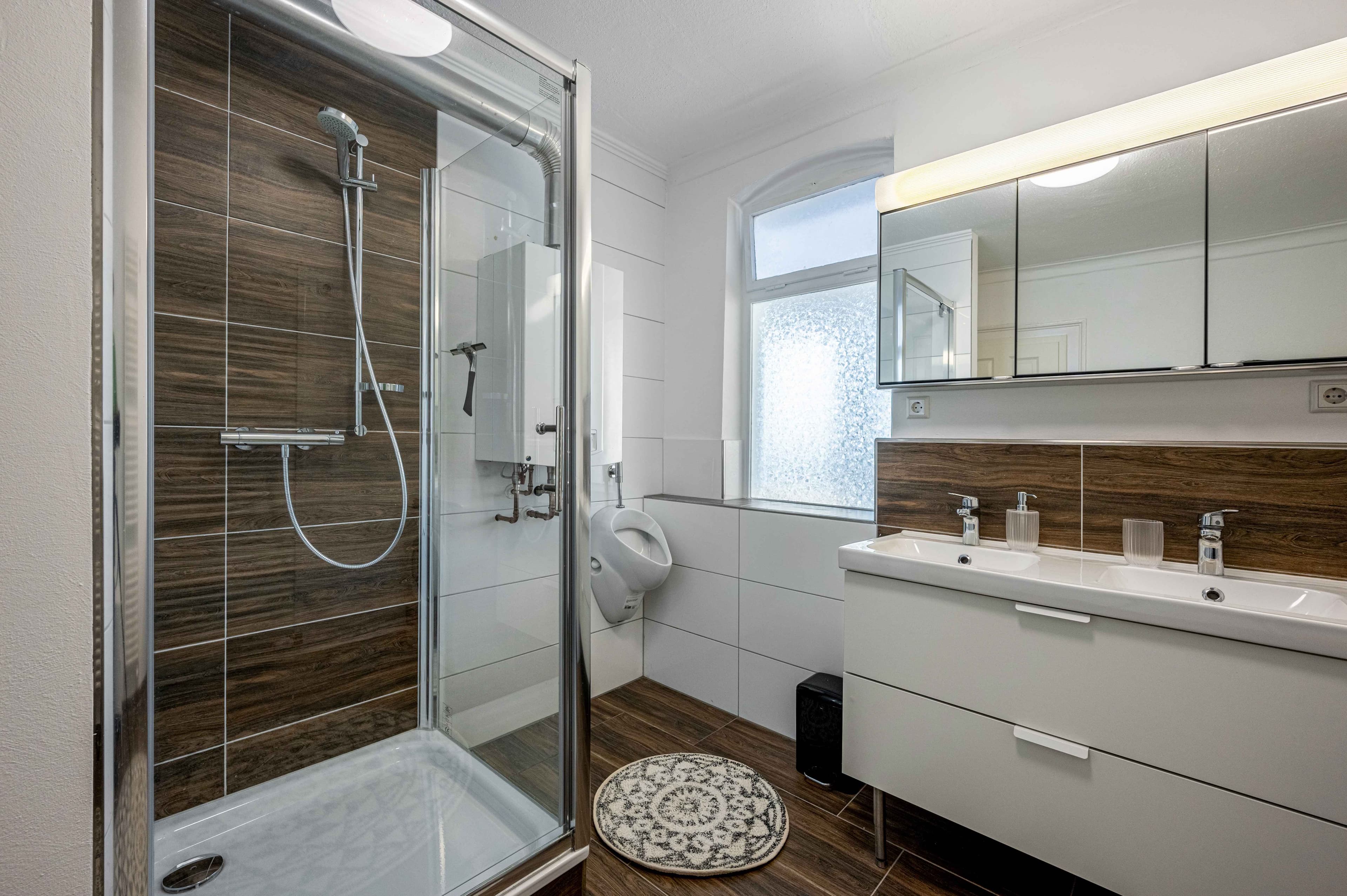 Picture of unit DE-09-016-001-05HF