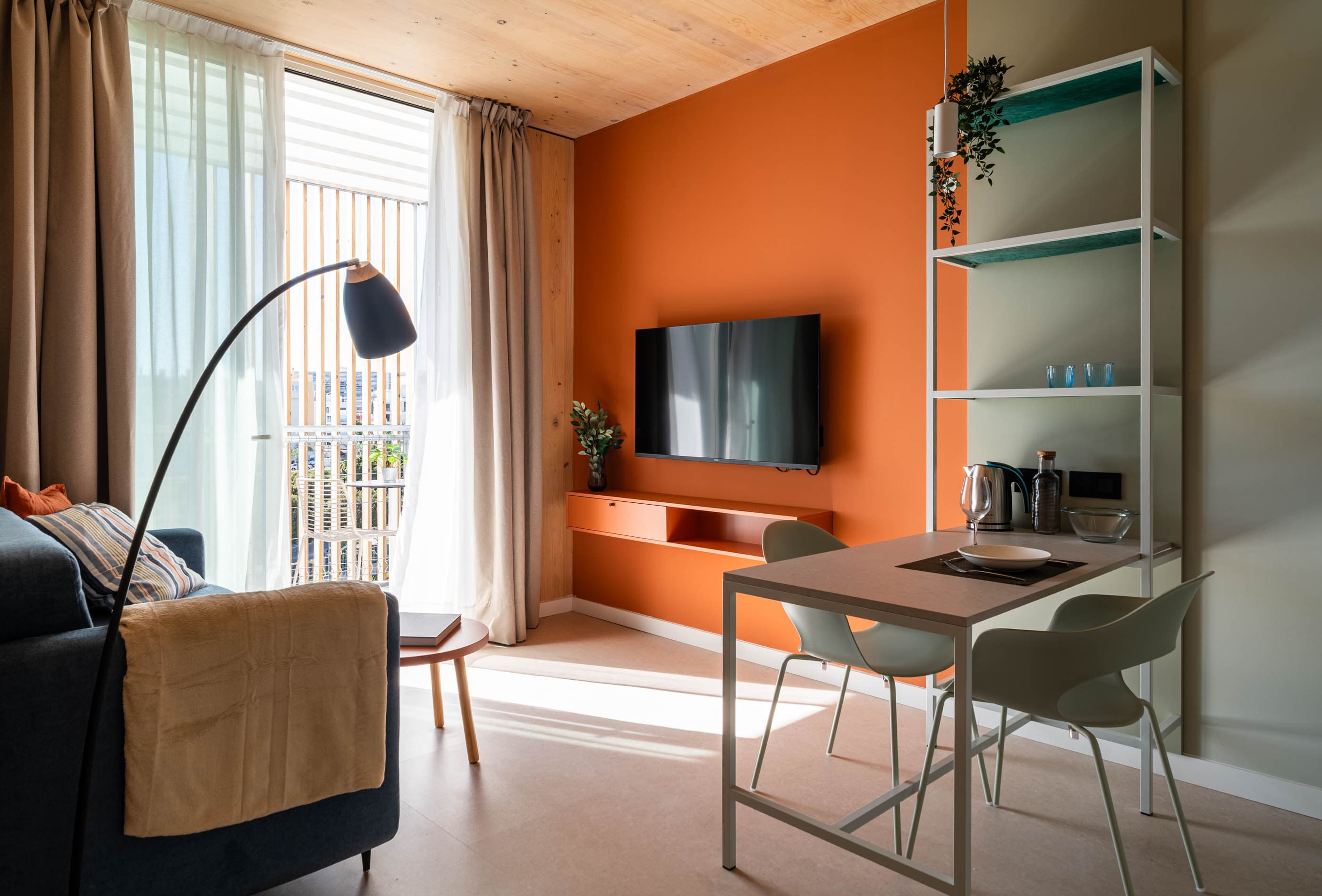 Picture of unit ES-14-001-006-001