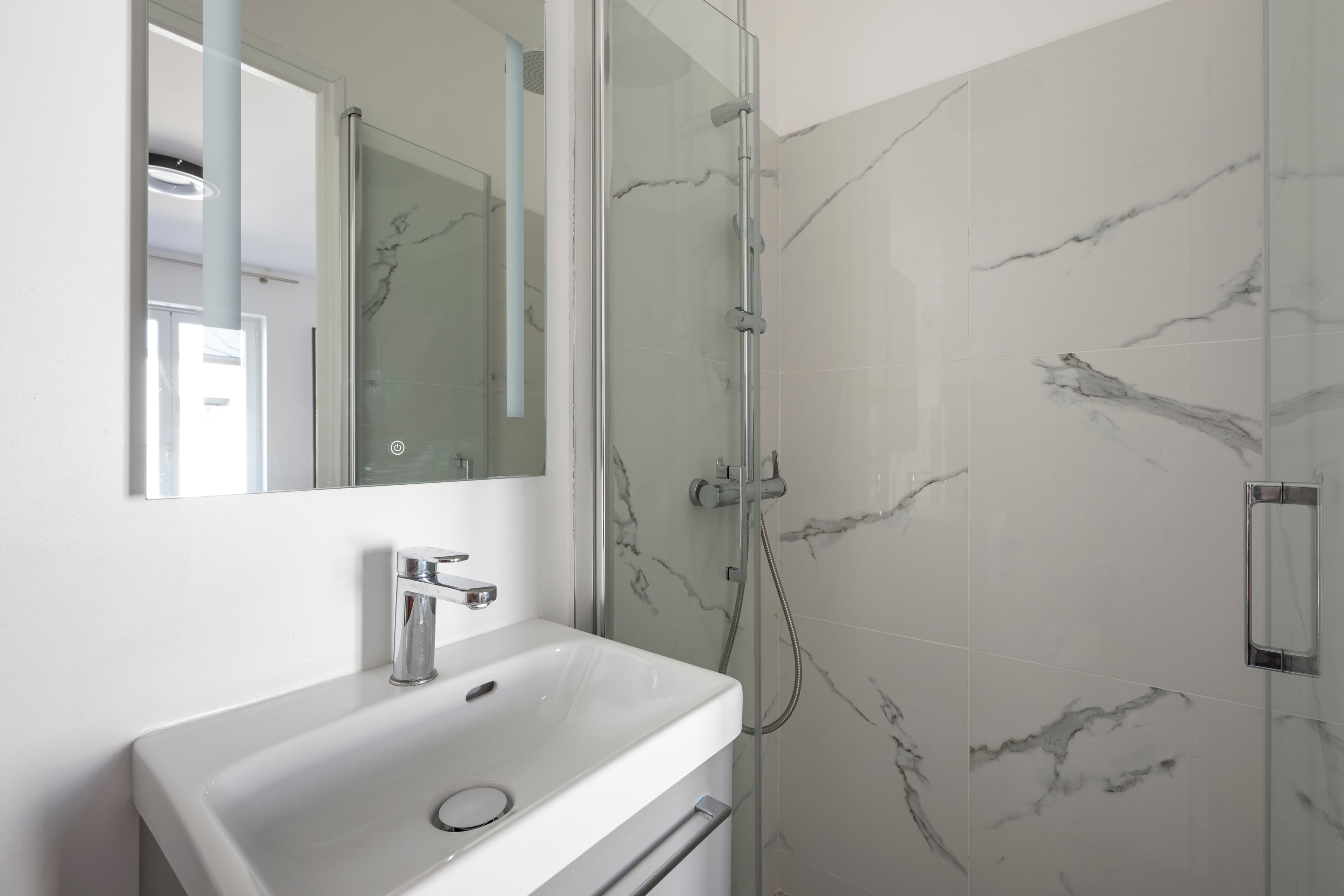 Picture of unit FR-18-009-008-001